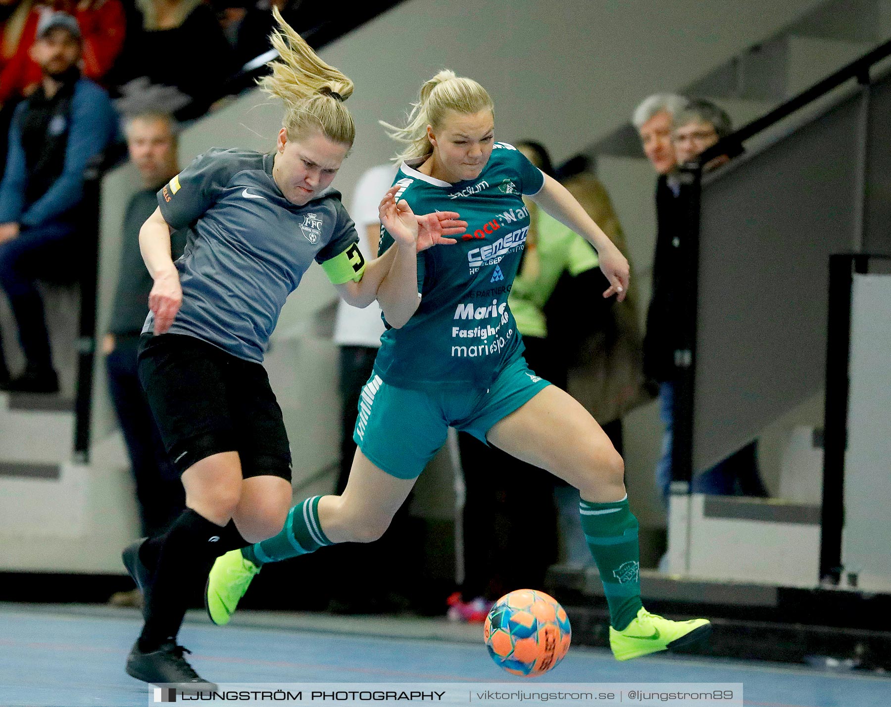 Dina-cupen 2020 1/2-final Falköping Futsal Club-Våmbs IF 2 2-0,dam,Idrottshallen,Töreboda,Sverige,Futsal,,2020,229749