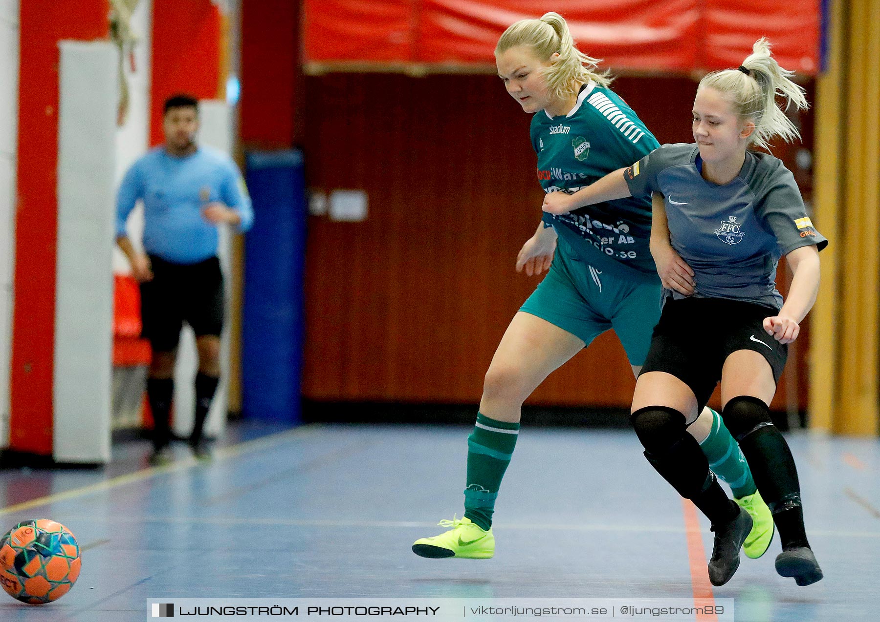 Dina-cupen 2020 1/2-final Falköping Futsal Club-Våmbs IF 2 2-0,dam,Idrottshallen,Töreboda,Sverige,Futsal,,2020,229754