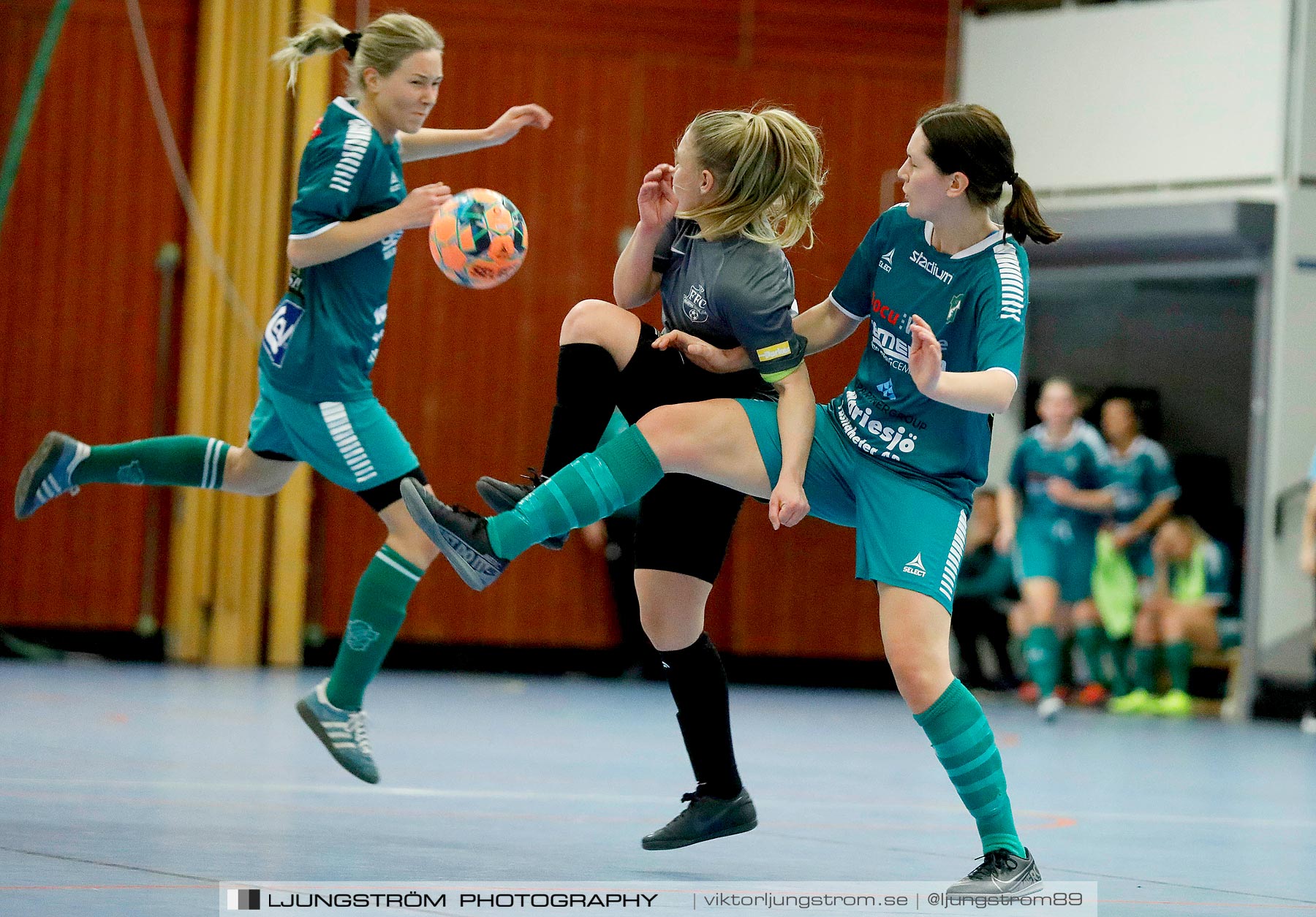 Dina-cupen 2020 1/2-final Falköping Futsal Club-Våmbs IF 2 2-0,dam,Idrottshallen,Töreboda,Sverige,Futsal,,2020,229758