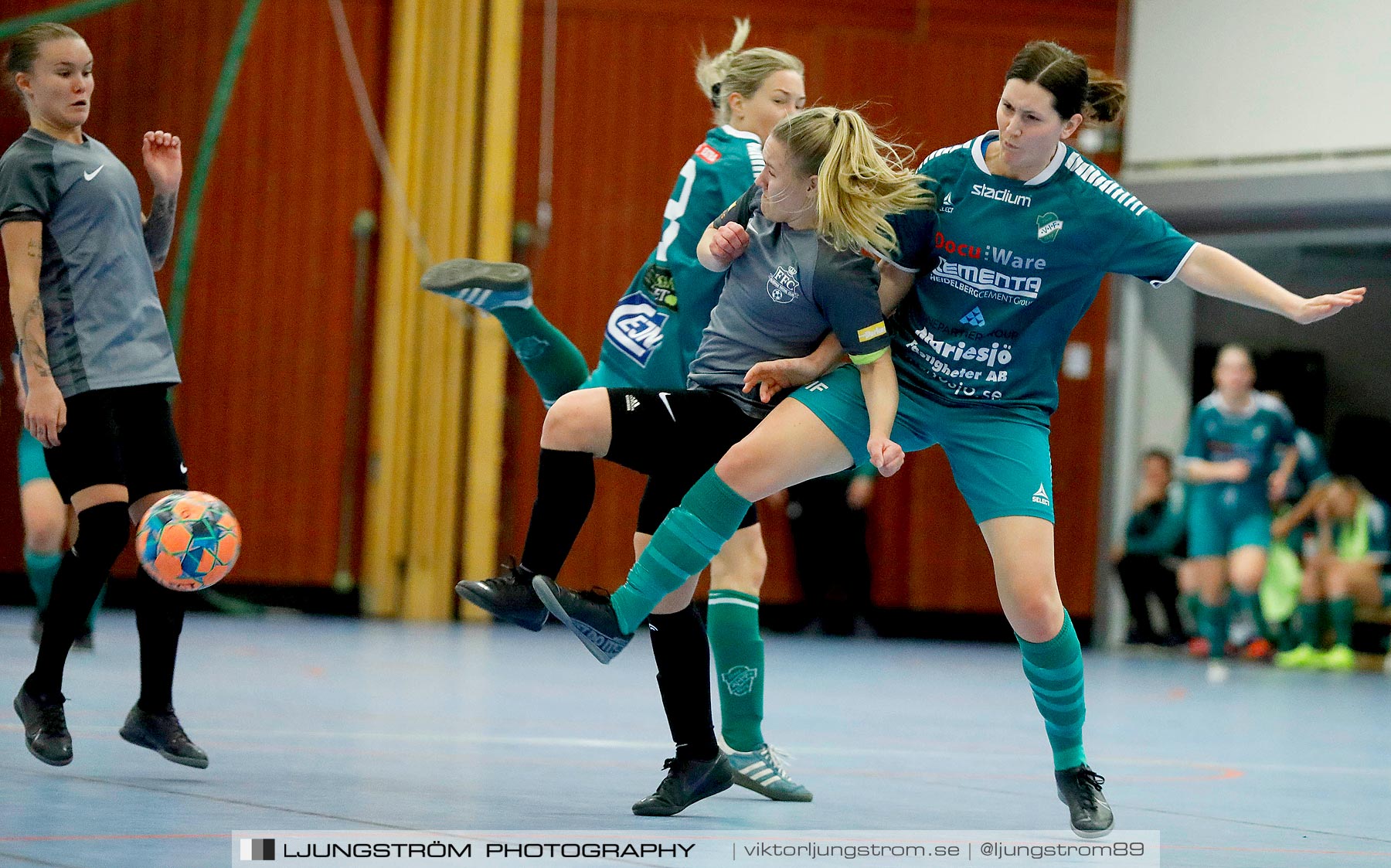 Dina-cupen 2020 1/2-final Falköping Futsal Club-Våmbs IF 2 2-0,dam,Idrottshallen,Töreboda,Sverige,Futsal,,2020,229759