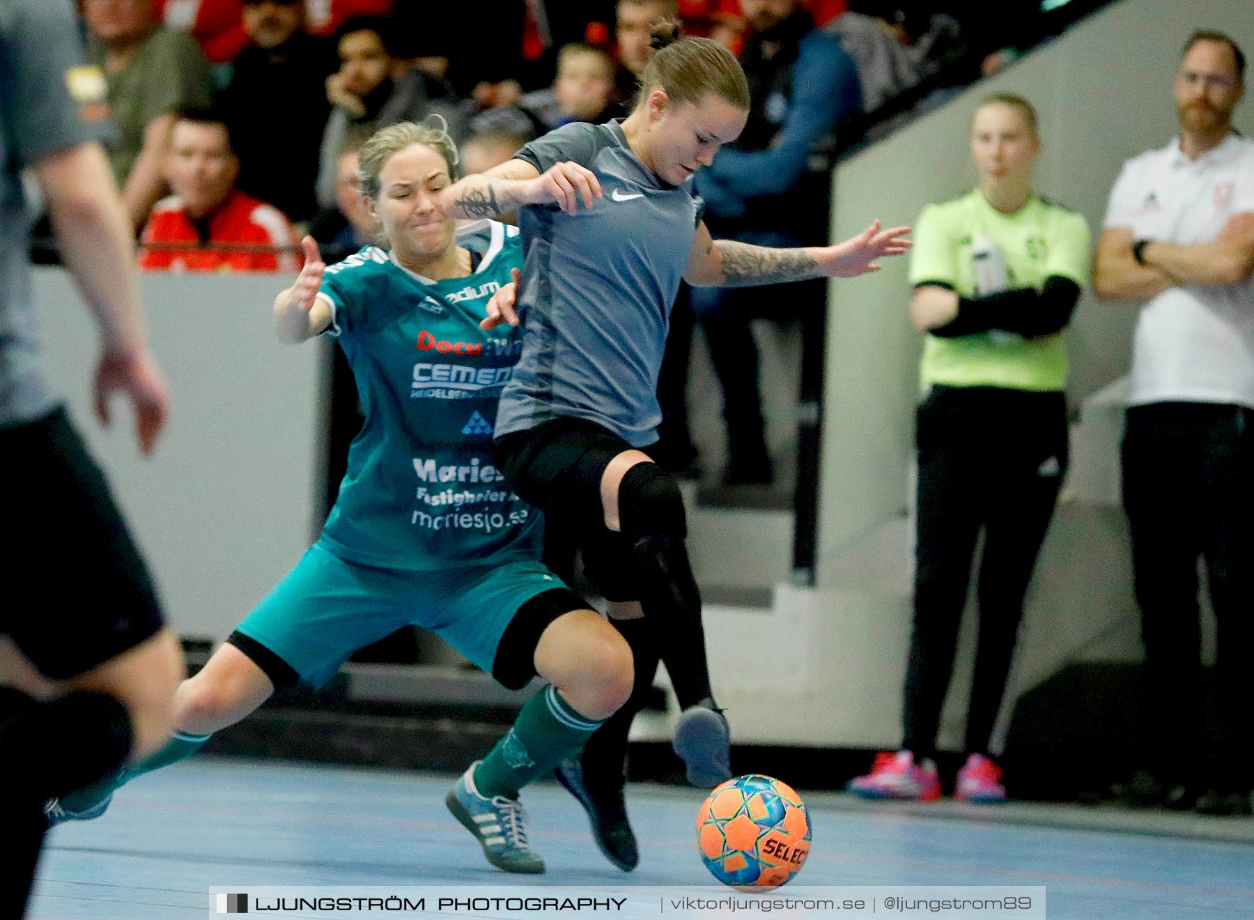 Dina-cupen 2020 1/2-final Falköping Futsal Club-Våmbs IF 2 2-0,dam,Idrottshallen,Töreboda,Sverige,Futsal,,2020,229763