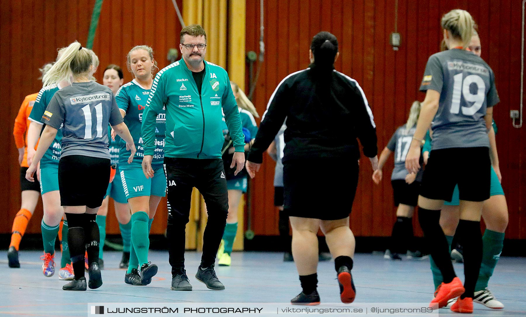 Dina-cupen 2020 1/2-final Falköping Futsal Club-Våmbs IF 2 2-0,dam,Idrottshallen,Töreboda,Sverige,Futsal,,2020,229769