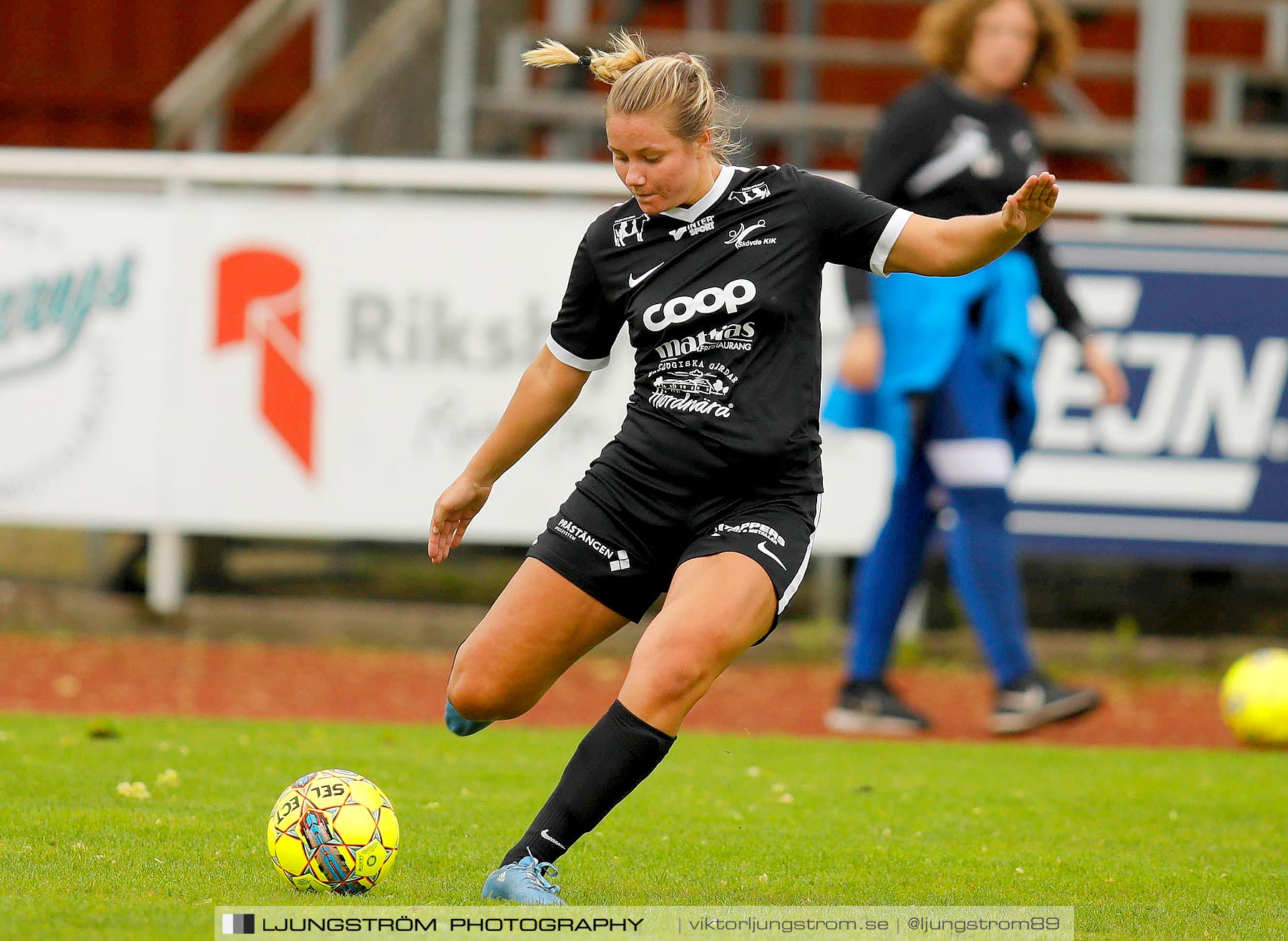 Skövde KIK-Alingsås FC United 1-5,dam,Södermalms IP,Skövde,Sverige,Fotboll,,2019,232032