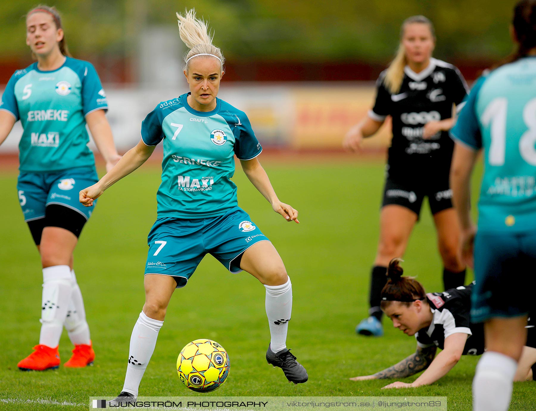 Skövde KIK-Alingsås FC United 1-5,dam,Södermalms IP,Skövde,Sverige,Fotboll,,2019,232130