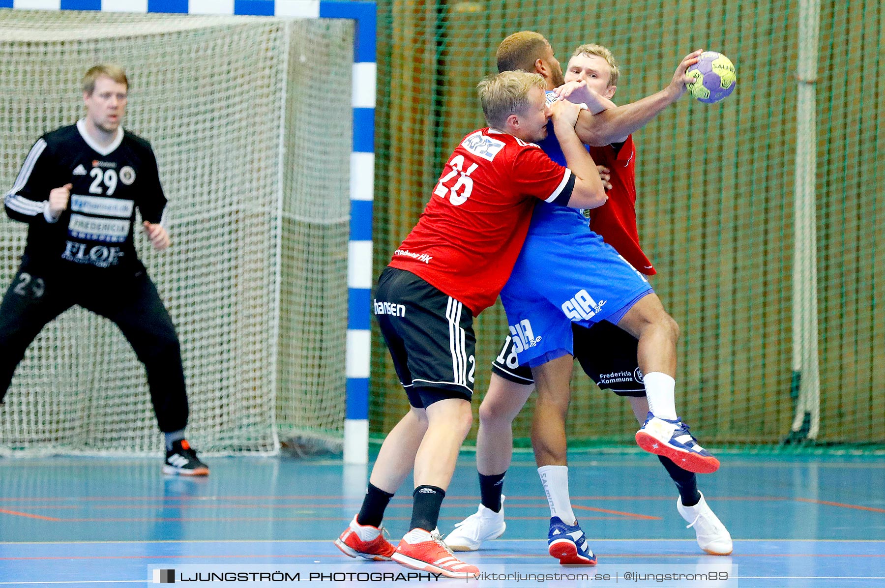 Träningsmatch IFK Skövde HK-Fredericia HK 32-30,herr,Arena Skövde,Skövde,Sverige,Handboll,,2019,236315