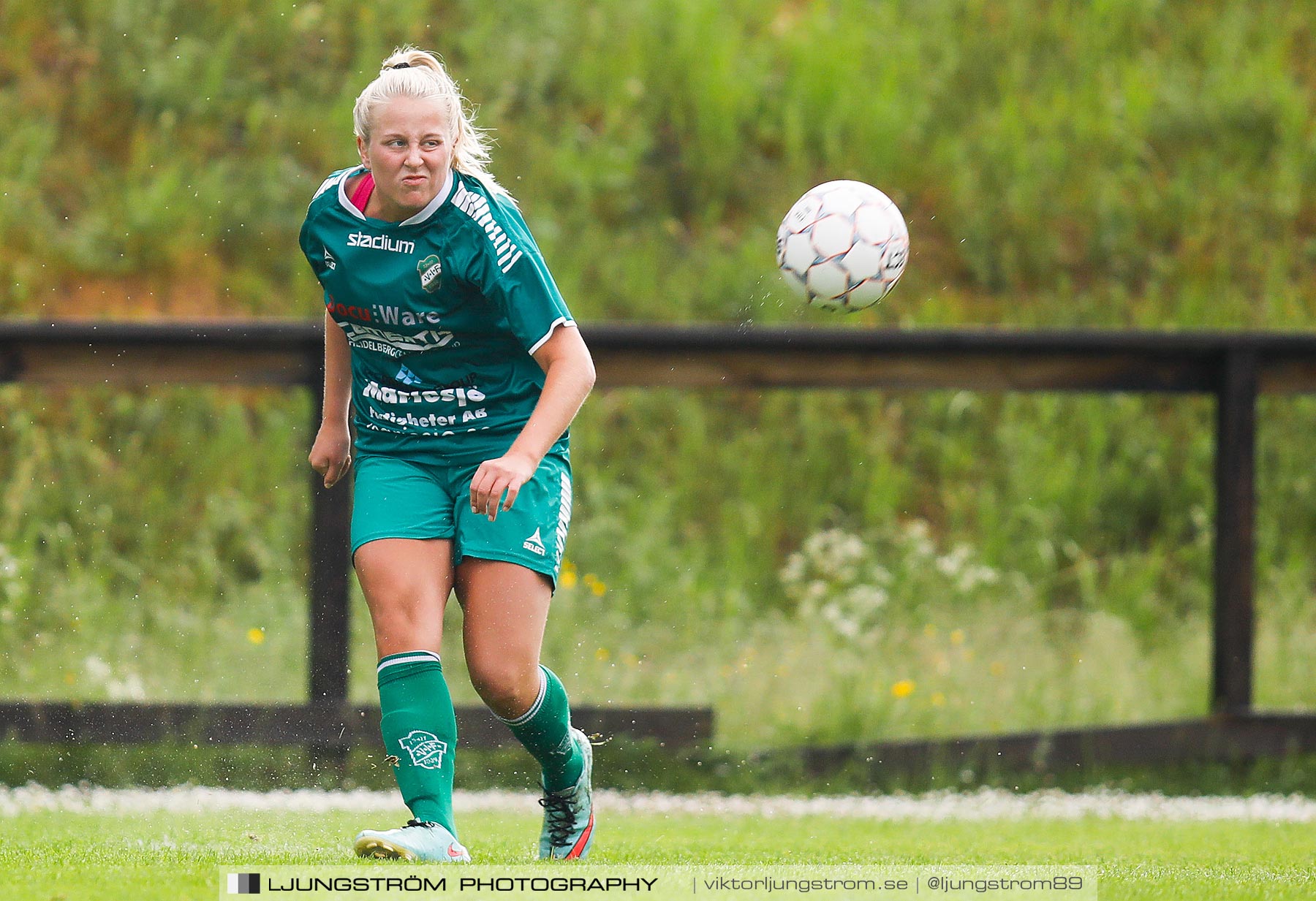 Våmbs IF-Vinninga AIF 3-2,dam,Claesborgs IP,Skövde,Sverige,Fotboll,,2020,236664