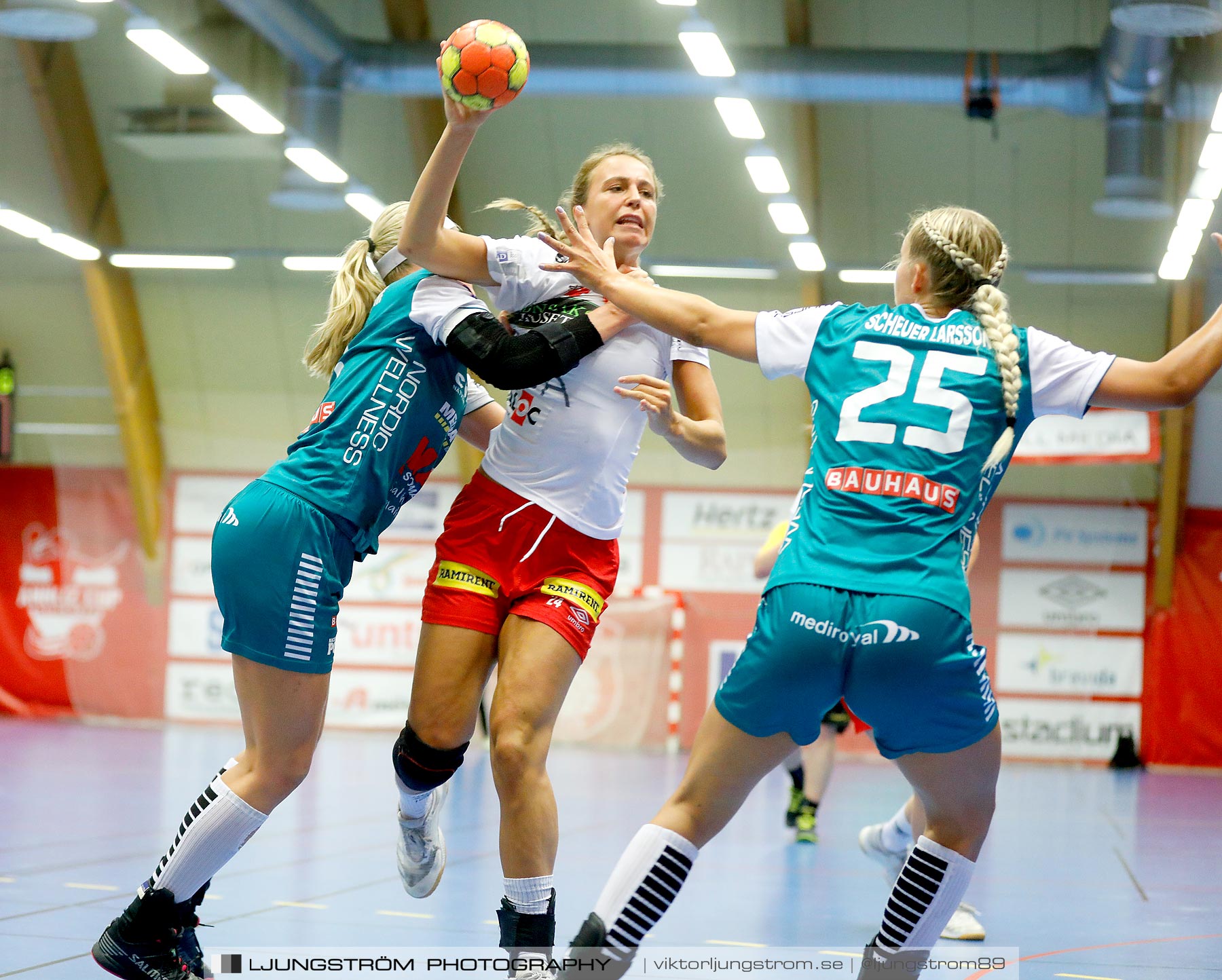 Annliz Cup Superelit Skövde HF-Skuru IK 26-31,dam,Skövde Idrottshall,Skövde,Sverige,Handboll,,2020,241487