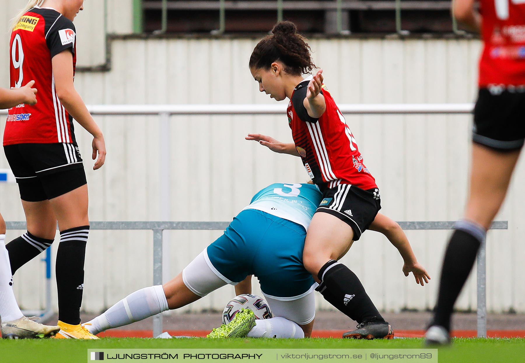 Lidköpings FK-Alingsås FC United 3-3,dam,Framnäs IP,Lidköping,Sverige,Fotboll,,2020,241665