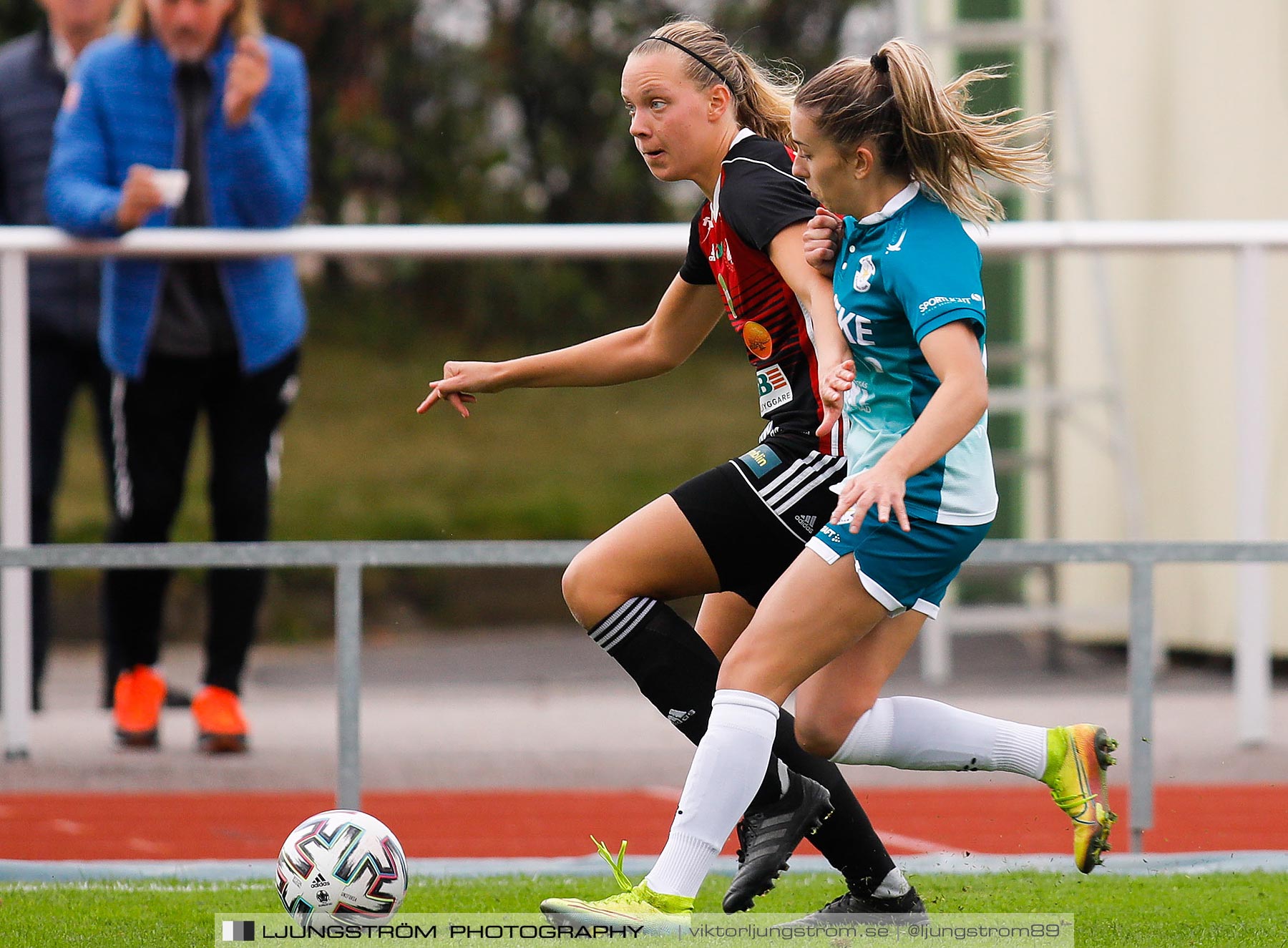 Lidköpings FK-Alingsås FC United 3-3,dam,Framnäs IP,Lidköping,Sverige,Fotboll,,2020,241760