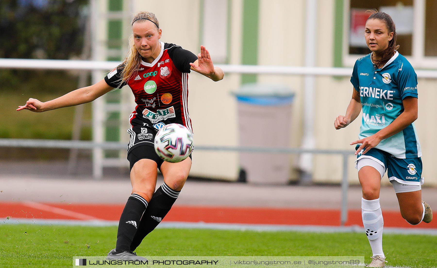 Lidköpings FK-Alingsås FC United 3-3,dam,Framnäs IP,Lidköping,Sverige,Fotboll,,2020,241786