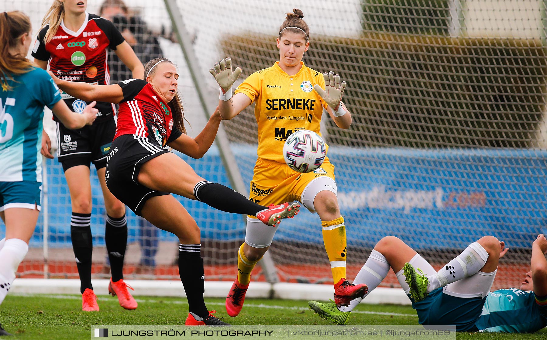 Lidköpings FK-Alingsås FC United 3-3,dam,Framnäs IP,Lidköping,Sverige,Fotboll,,2020,241802