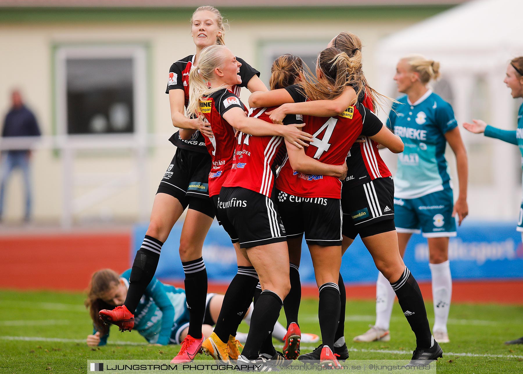 Lidköpings FK-Alingsås FC United 3-3,dam,Framnäs IP,Lidköping,Sverige,Fotboll,,2020,241810