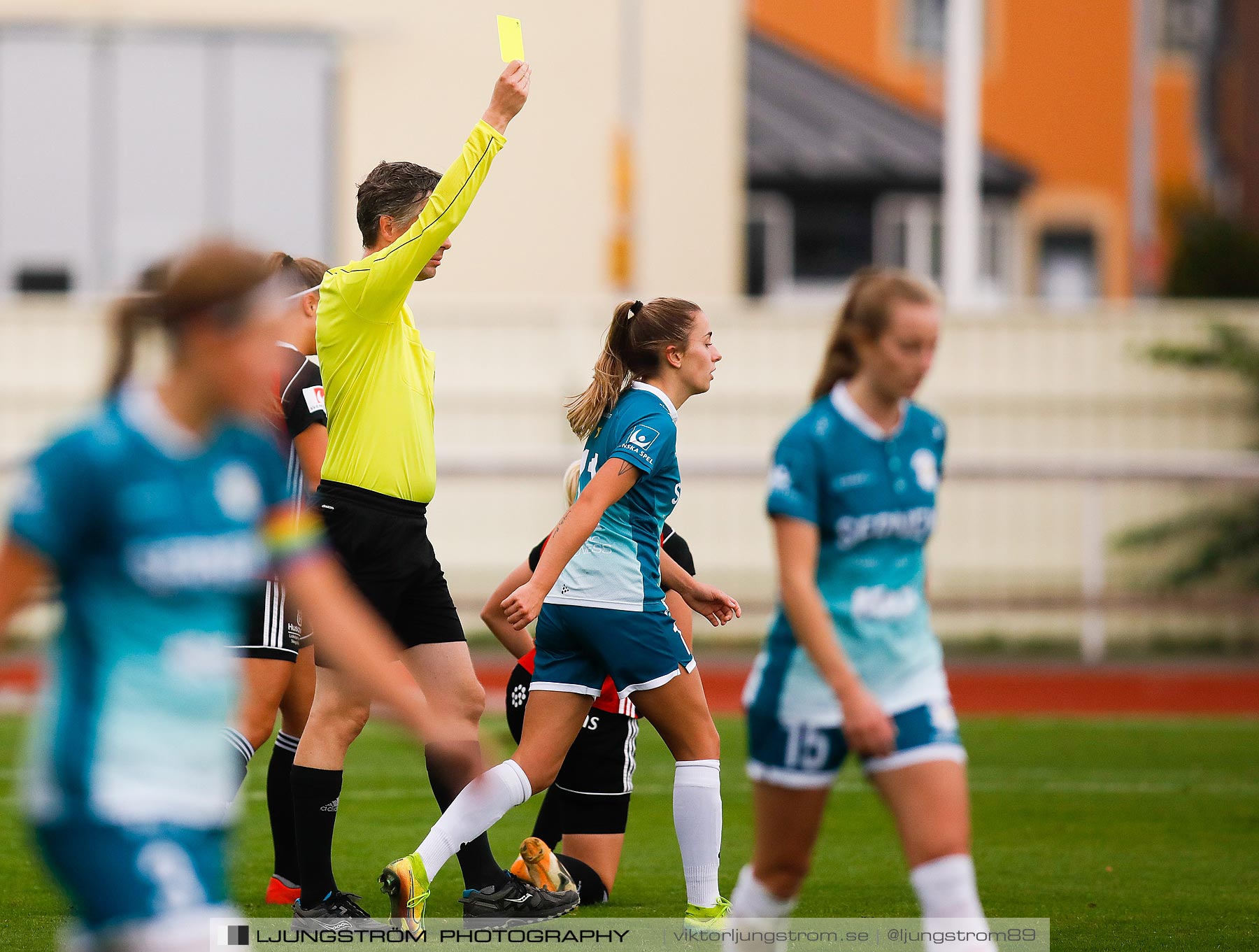 Lidköpings FK-Alingsås FC United 3-3,dam,Framnäs IP,Lidköping,Sverige,Fotboll,,2020,241849