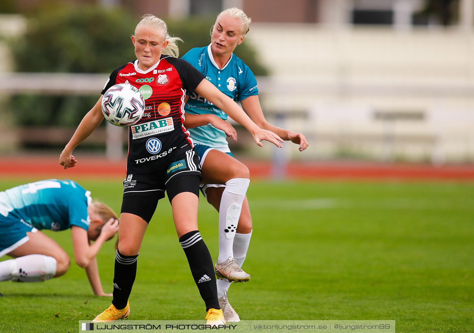 Lidköpings FK-Alingsås FC United 3-3,dam,Framnäs IP,Lidköping,Sverige,Fotboll,,2020,241855