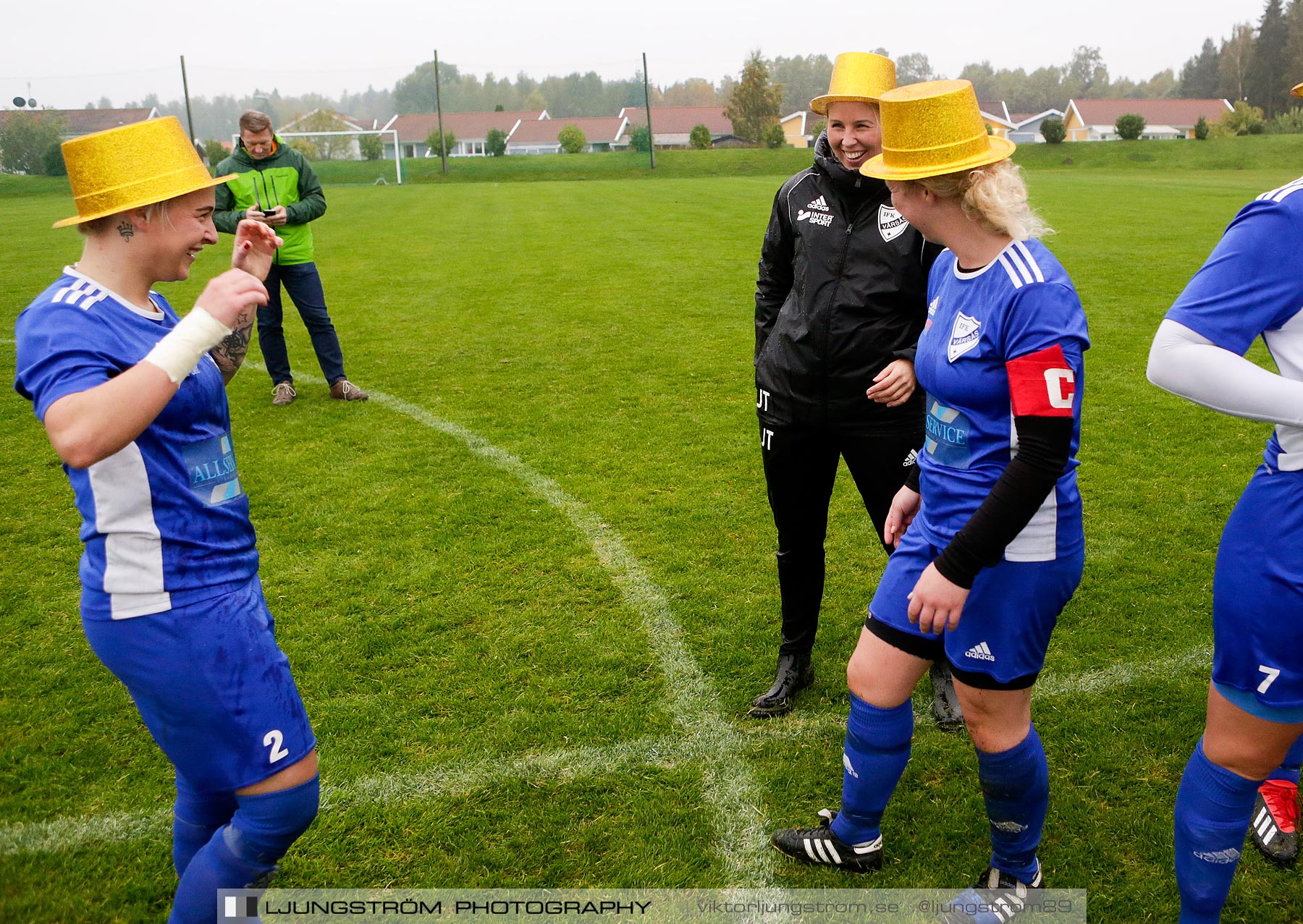 IFK Värsås-Axvalls IF 6-0,dam,Värsås IP,Värsås,Sverige,Fotboll,,2020,243297