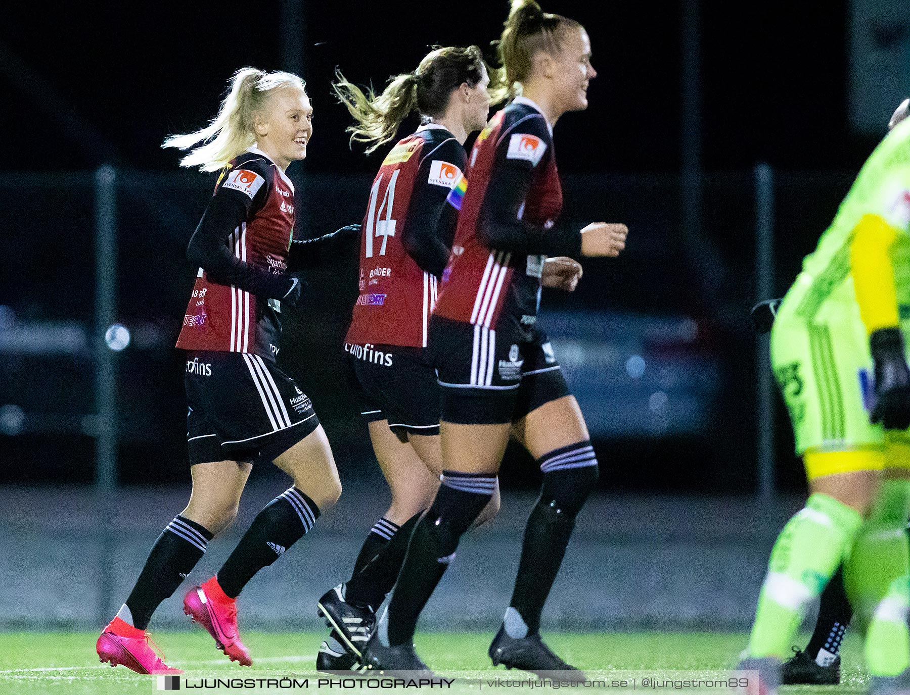 Lidköpings FK-Kvarnsvedens IK 2-3,dam,Dinaplanen,Lidköping,Sverige,Fotboll,,2020,243343