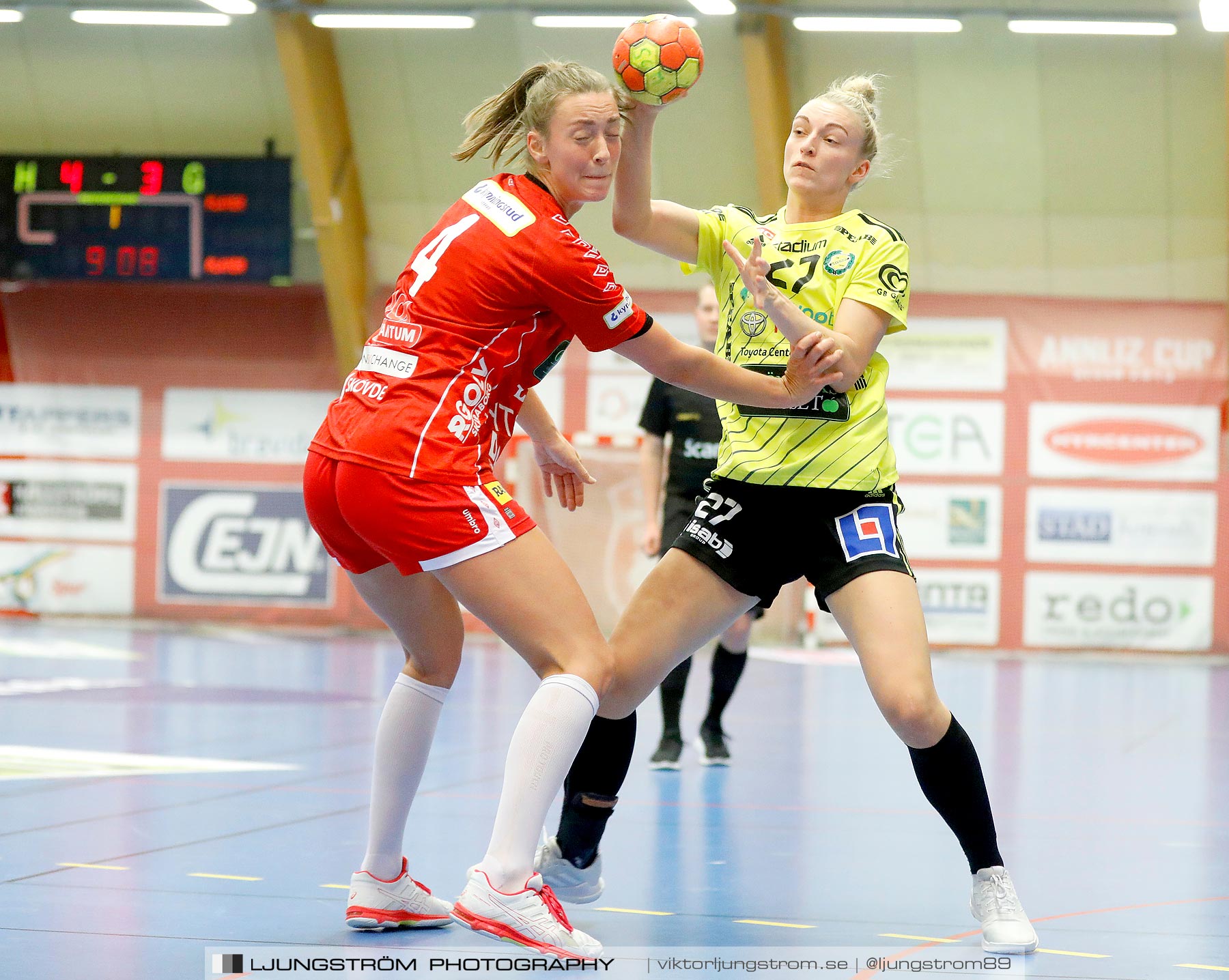 Skövde HF-IK Sävehof 14-30,dam,Skövde Idrottshall,Skövde,Sverige,Handboll,,2020,244865