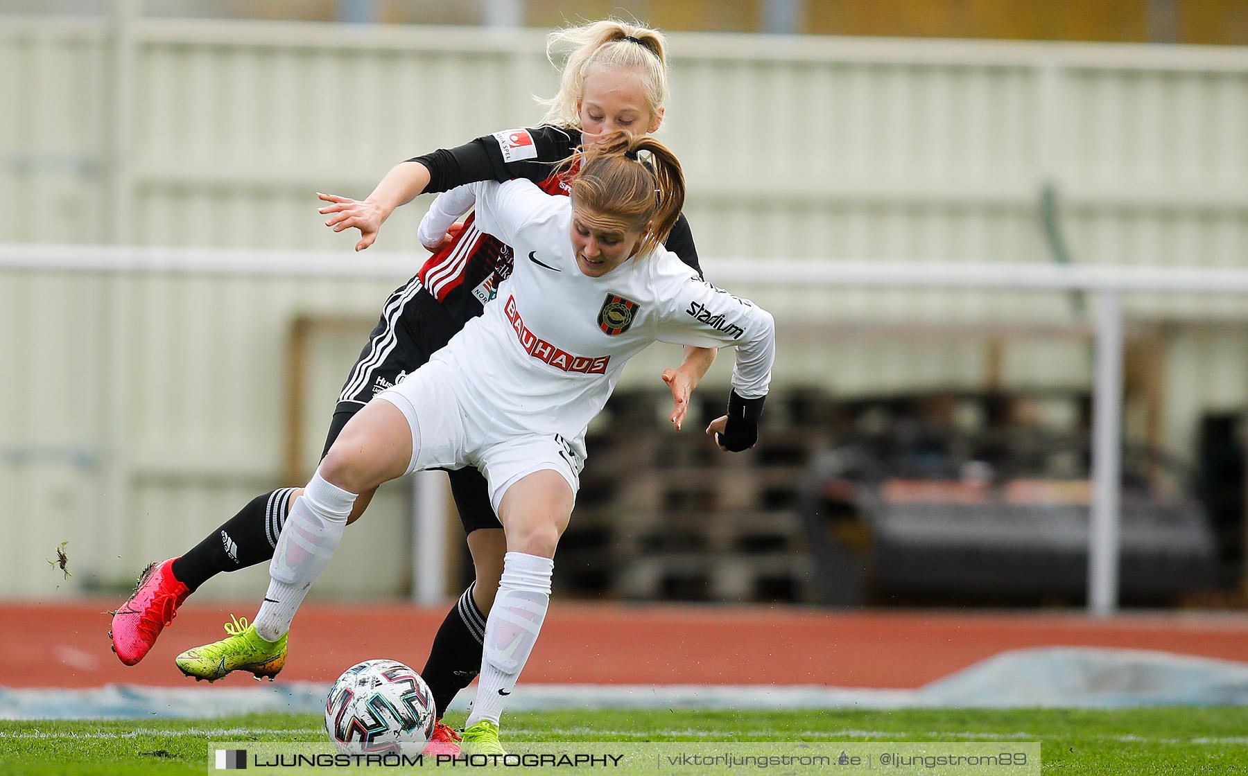 Lidköpings FK-IF Brommapojkarna 3-2,dam,Framnäs IP,Lidköping,Sverige,Fotboll,,2020,245091