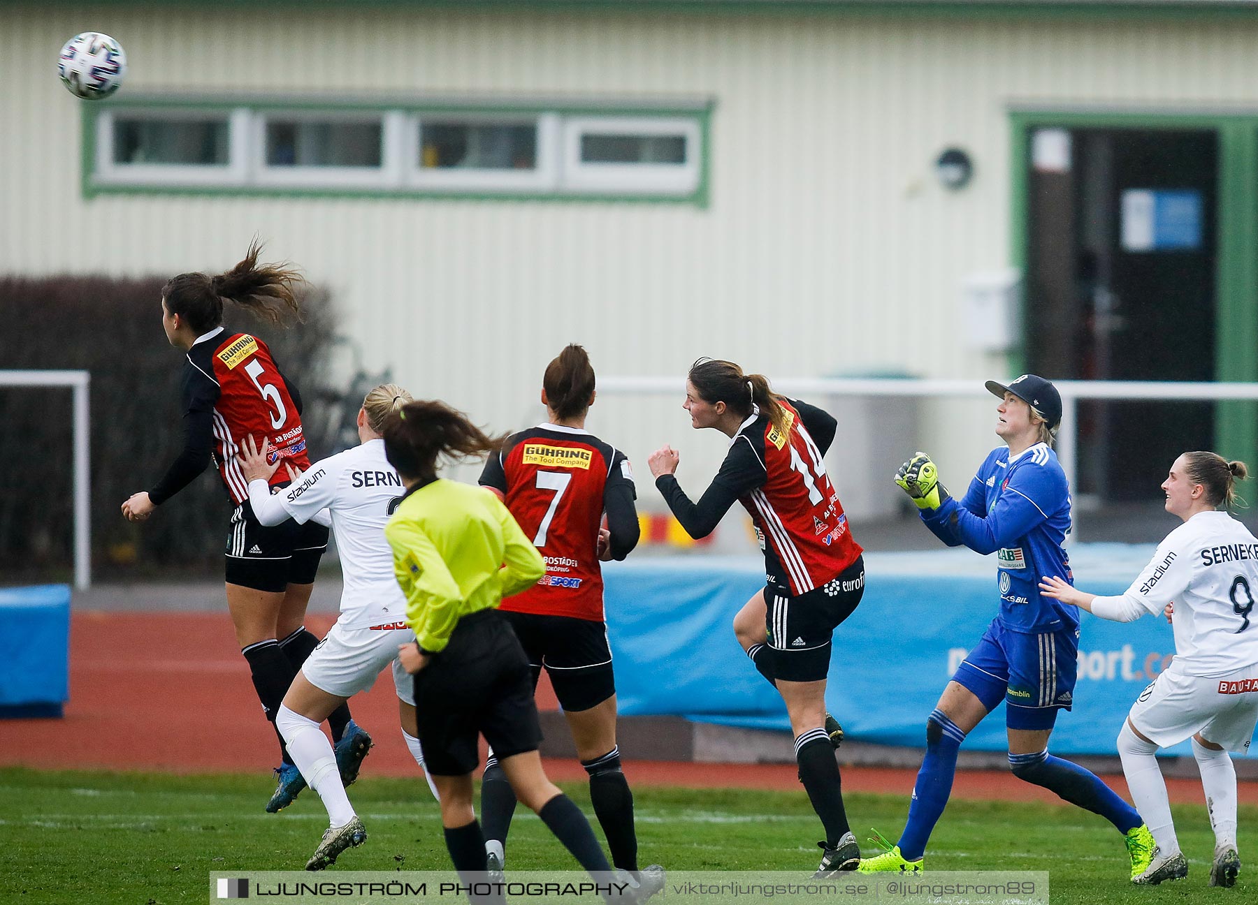 Lidköpings FK-IF Brommapojkarna 3-2,dam,Framnäs IP,Lidköping,Sverige,Fotboll,,2020,245154