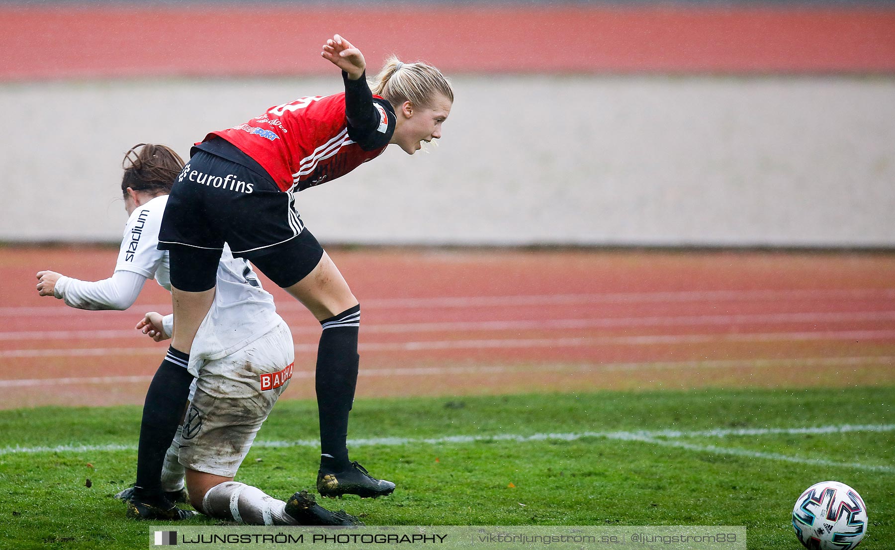 Lidköpings FK-IF Brommapojkarna 3-2,dam,Framnäs IP,Lidköping,Sverige,Fotboll,,2020,245173