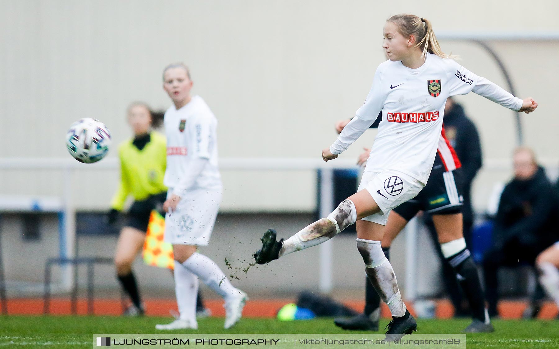 Lidköpings FK-IF Brommapojkarna 3-2,dam,Framnäs IP,Lidköping,Sverige,Fotboll,,2020,245264