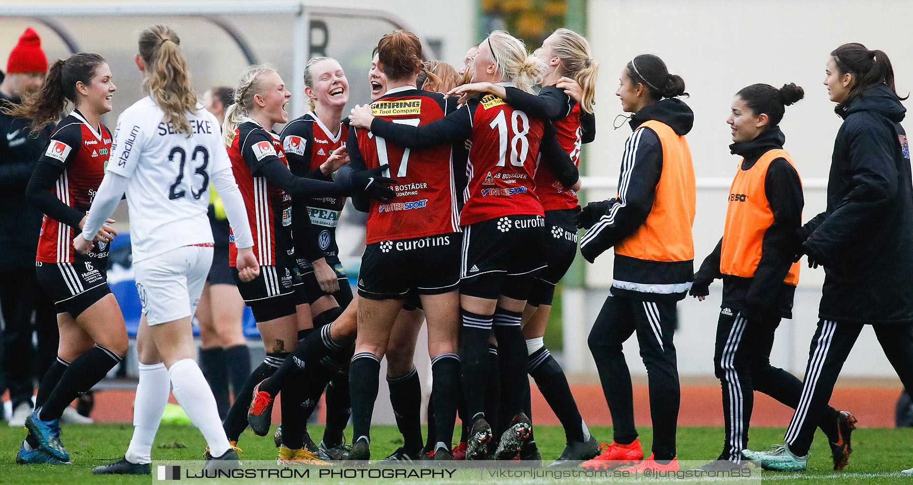 Lidköpings FK-IF Brommapojkarna 3-2,dam,Framnäs IP,Lidköping,Sverige,Fotboll,,2020,245303