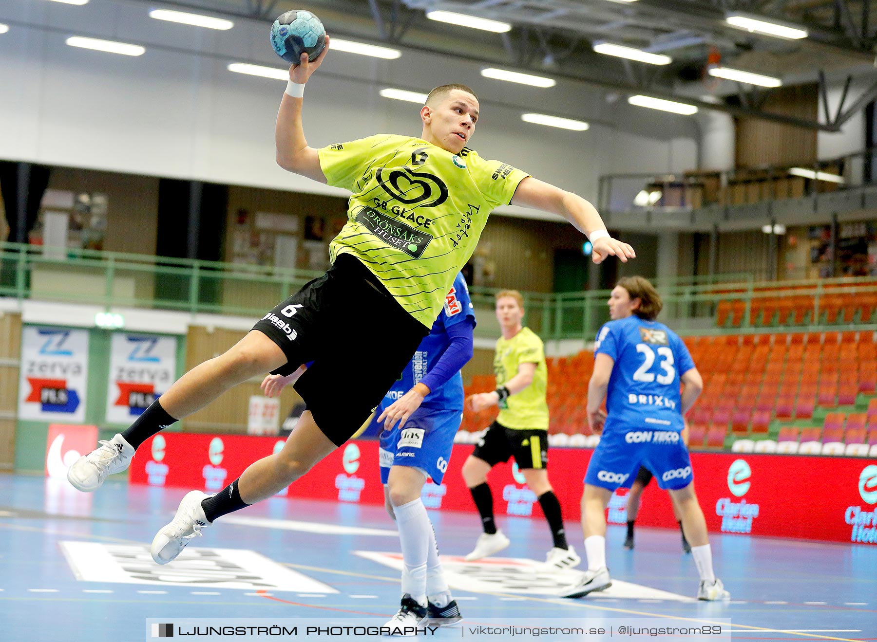 IFK Skövde HK-IK Sävehof 23-32,herr,Arena Skövde,Skövde,Sverige,Handboll,,2020,247878