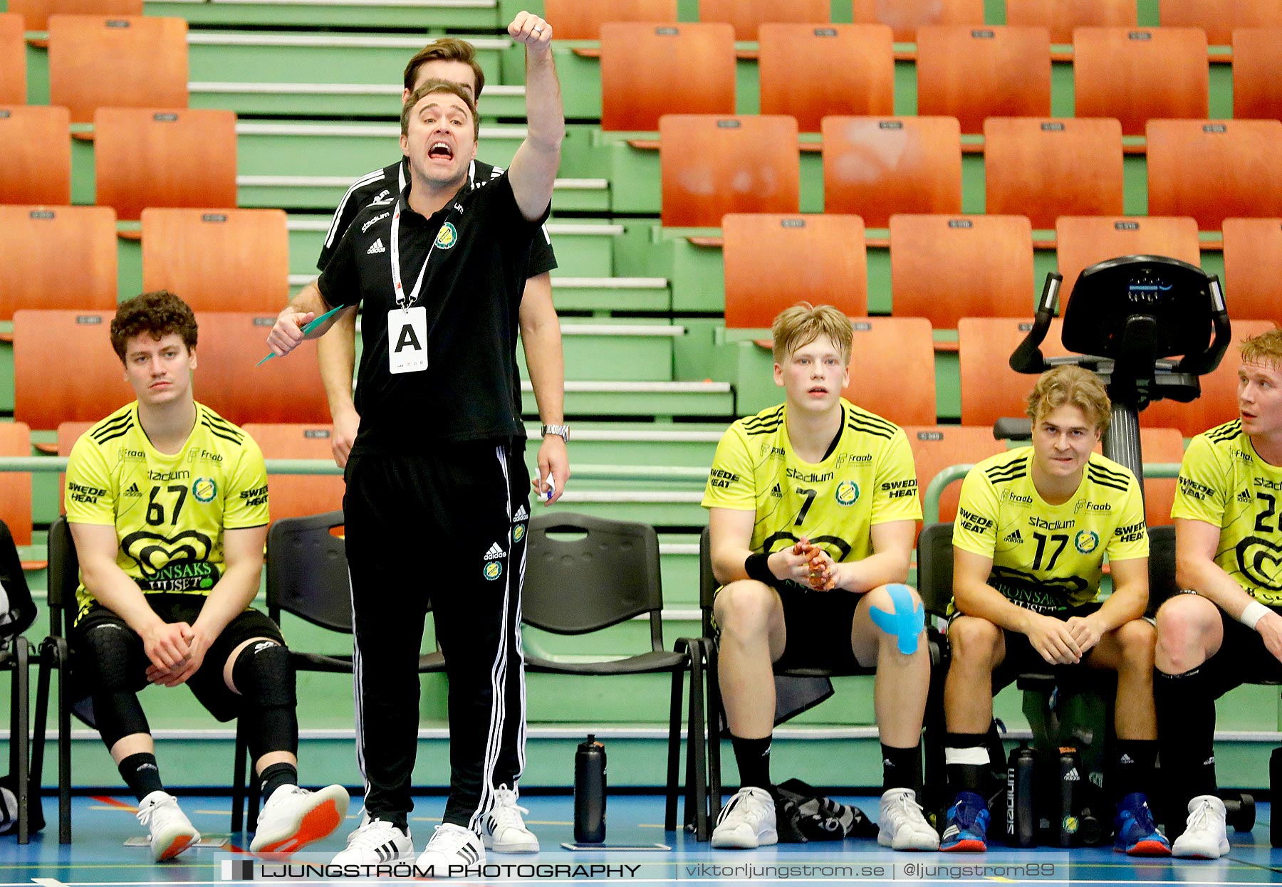 IFK Skövde HK-IK Sävehof 23-32,herr,Arena Skövde,Skövde,Sverige,Handboll,,2020,247905