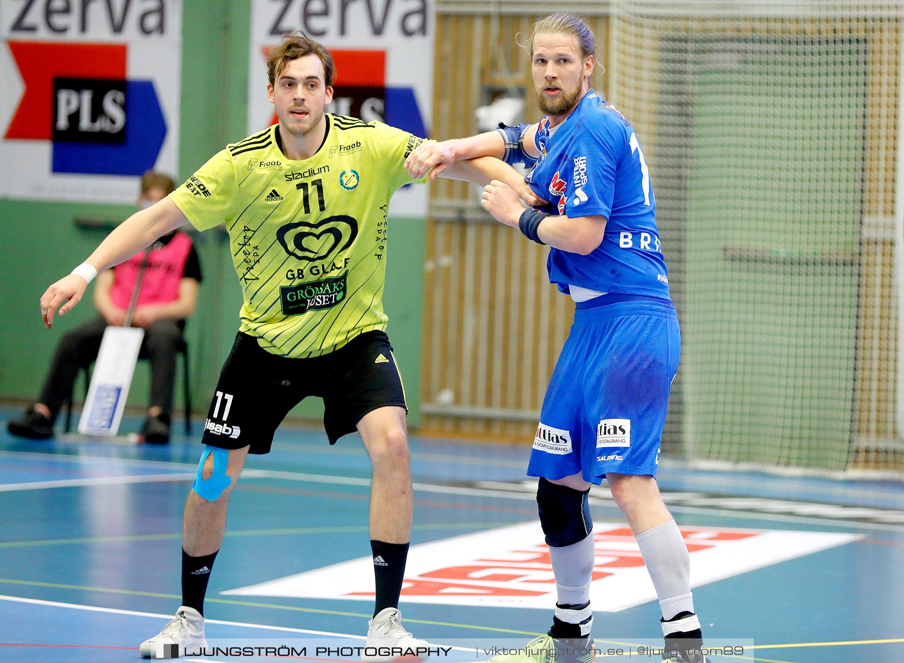 IFK Skövde HK-IK Sävehof 23-32,herr,Arena Skövde,Skövde,Sverige,Handboll,,2020,247906