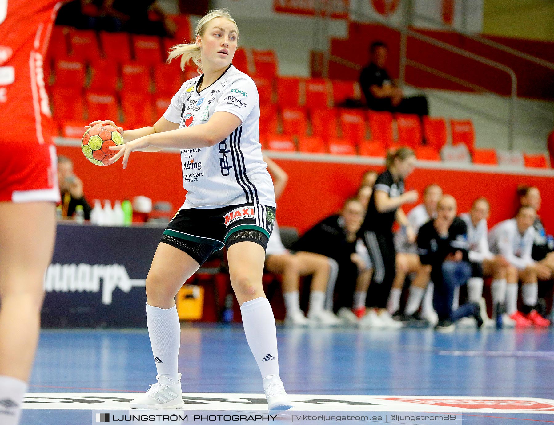 Skövde HF-Kungälvs HK 24-24,dam,Skövde Idrottshall,Skövde,Sverige,Handboll,,2021,254026