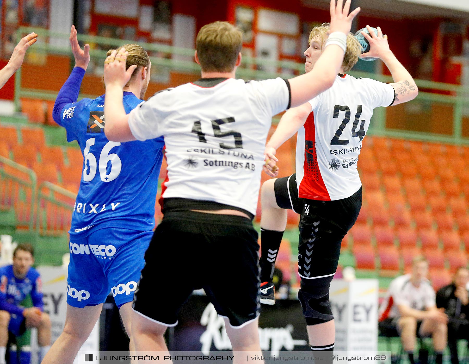 IFK Skövde HK-Eskilstuna Guif IF 27-27,herr,Arena Skövde,Skövde,Sverige,Handboll,,2021,254985