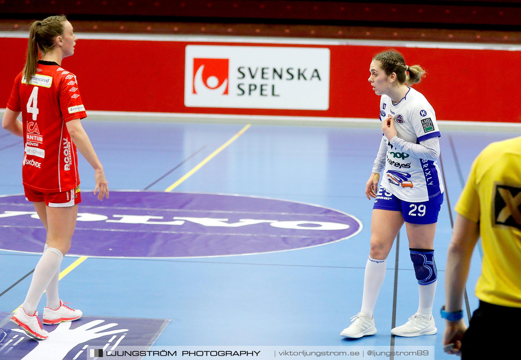 Skövde HF-HK Aranäs Kval till SHE match 2 33-24,dam,Skövde Idrottshall,Skövde,Sverige,Handboll,,2021,257122