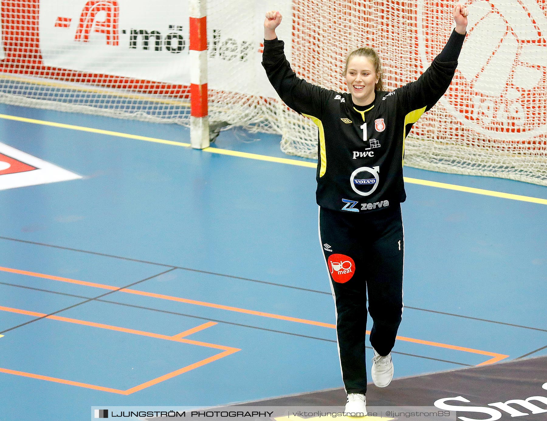 Skövde HF-HK Aranäs Kval till SHE match 3 30-24,dam,Skövde Idrottshall,Skövde,Sverige,Handboll,,2021,258126