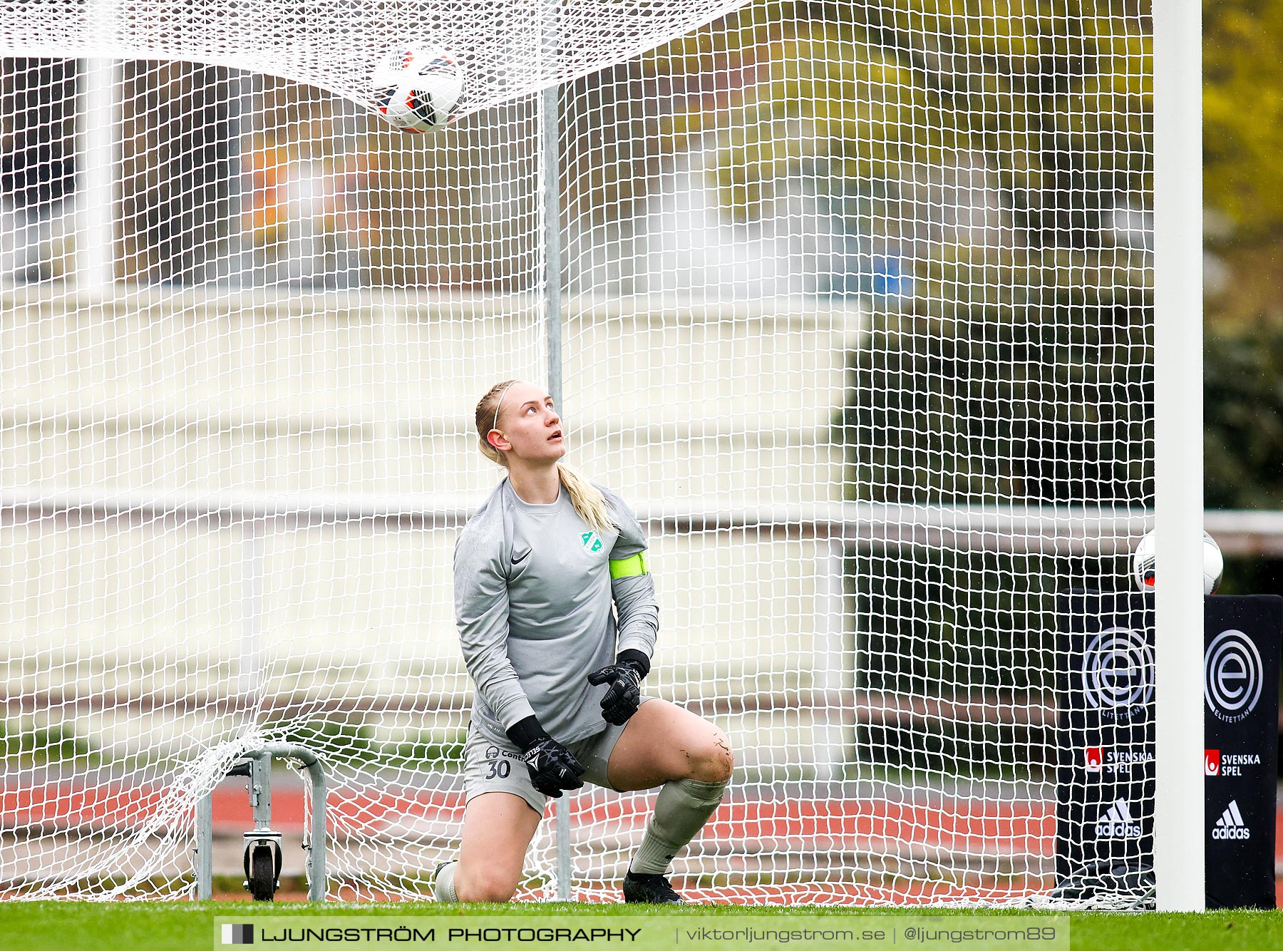 Lidköpings FK-Morön BK 2-1,dam,Framnäs IP,Lidköping,Sverige,Fotboll,,2021,259400