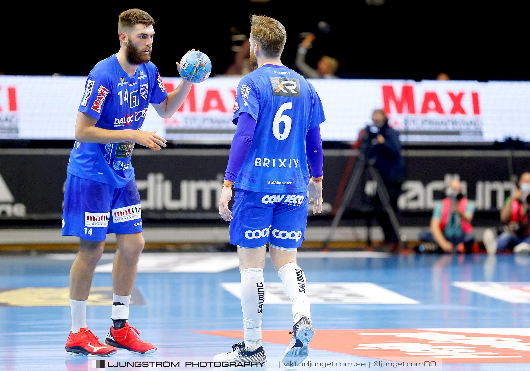 IK Sävehof-IFK Skövde HK SM-FINAL 1 38-37,herr,Partille Arena,Partille,Sverige,Handboll,,2021,260480