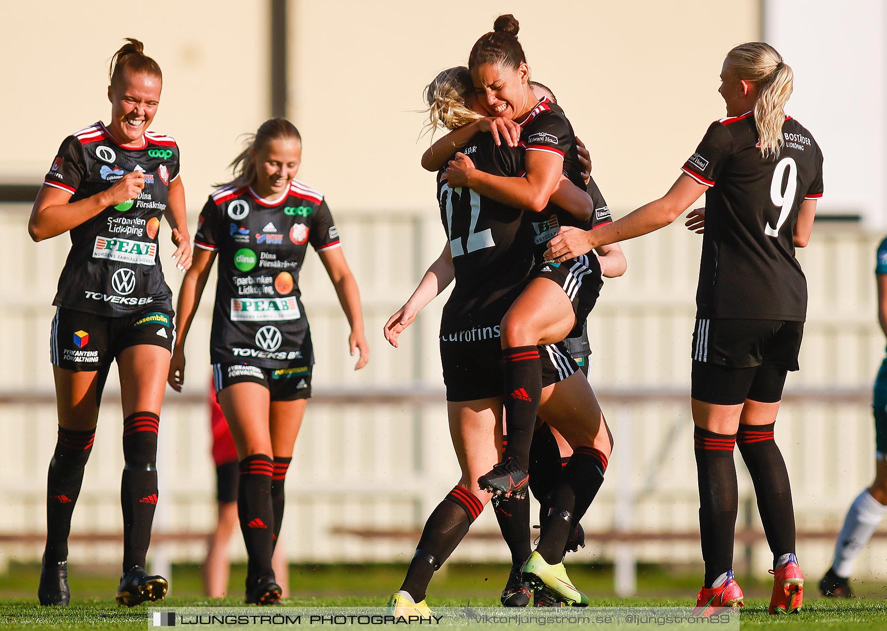 Lidköpings FK-Alingsås FC United 2-1,dam,Framnäs IP,Lidköping,Sverige,Fotboll,,2021,262055