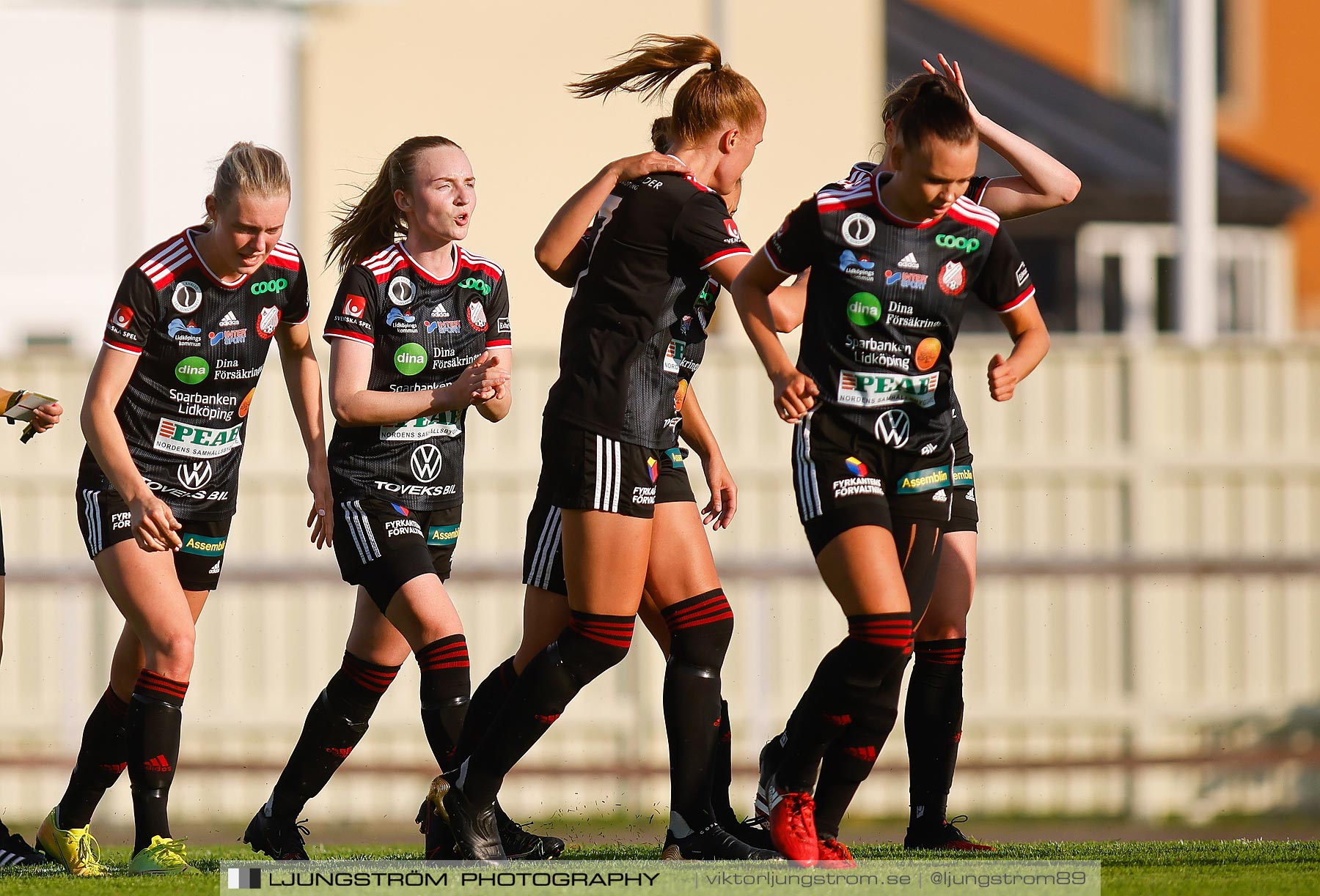 Lidköpings FK-Alingsås FC United 2-1,dam,Framnäs IP,Lidköping,Sverige,Fotboll,,2021,262061