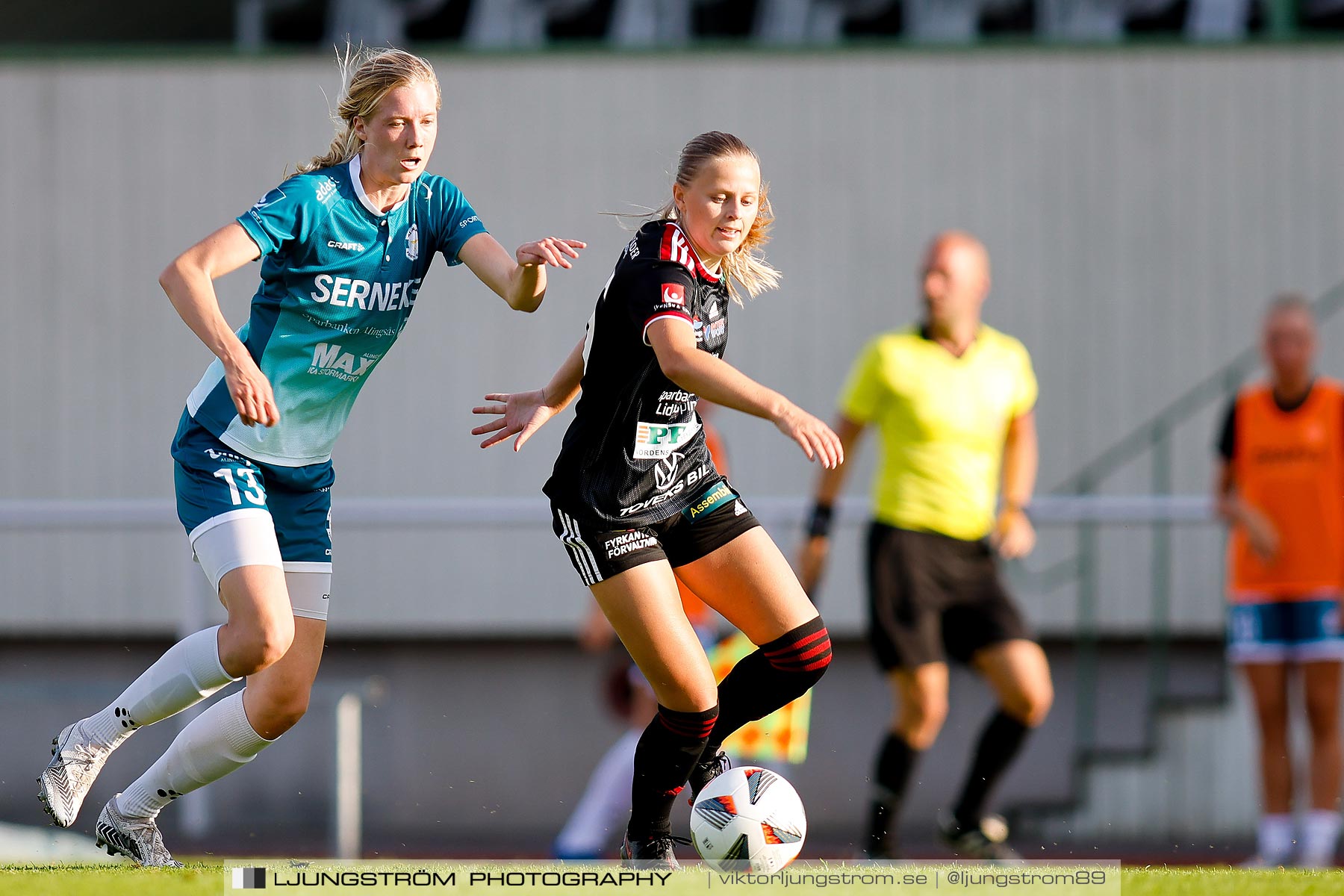 Lidköpings FK-Alingsås FC United 2-1,dam,Framnäs IP,Lidköping,Sverige,Fotboll,,2021,262073