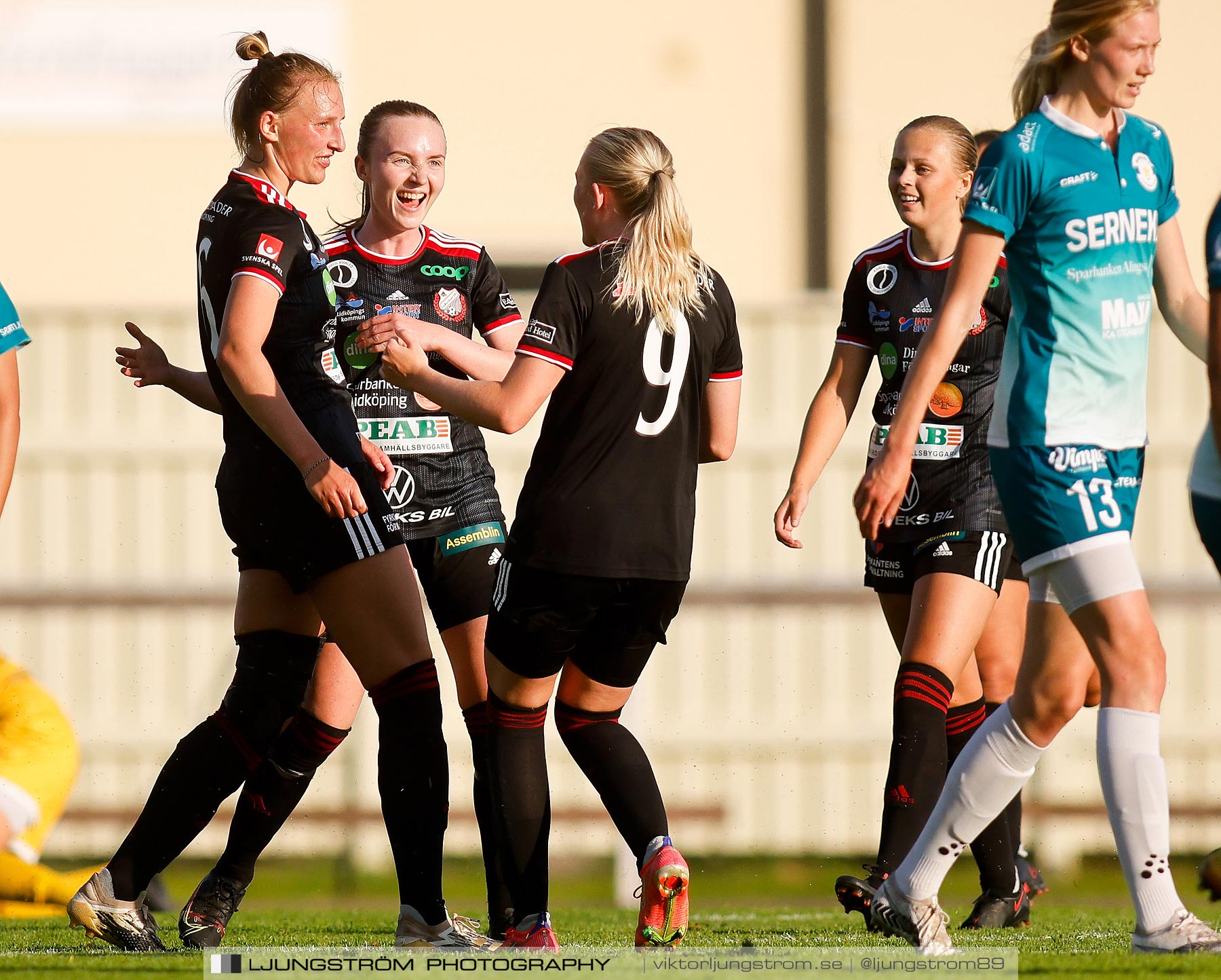 Lidköpings FK-Alingsås FC United 2-1,dam,Framnäs IP,Lidköping,Sverige,Fotboll,,2021,262081