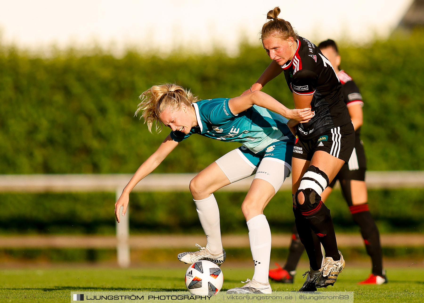 Lidköpings FK-Alingsås FC United 2-1,dam,Framnäs IP,Lidköping,Sverige,Fotboll,,2021,262107