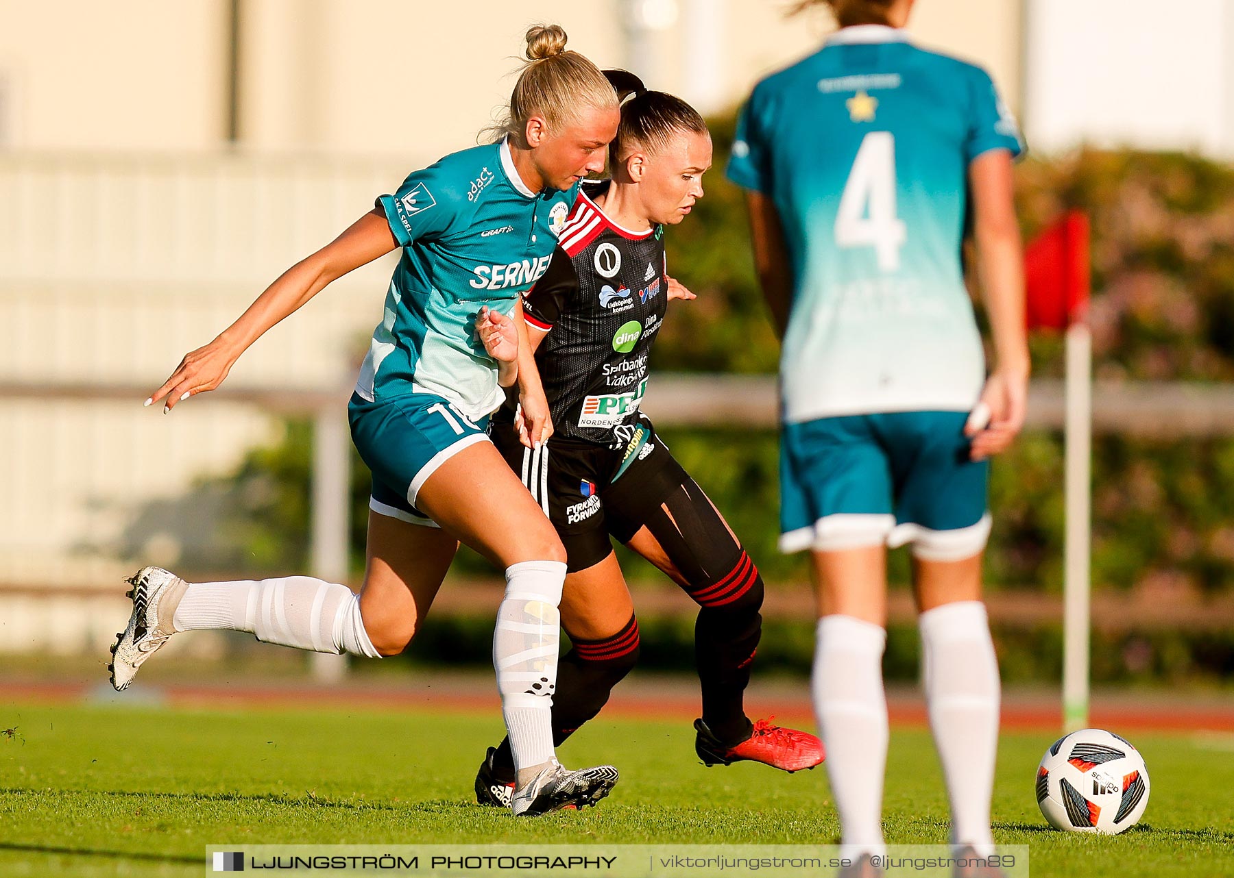 Lidköpings FK-Alingsås FC United 2-1,dam,Framnäs IP,Lidköping,Sverige,Fotboll,,2021,262117