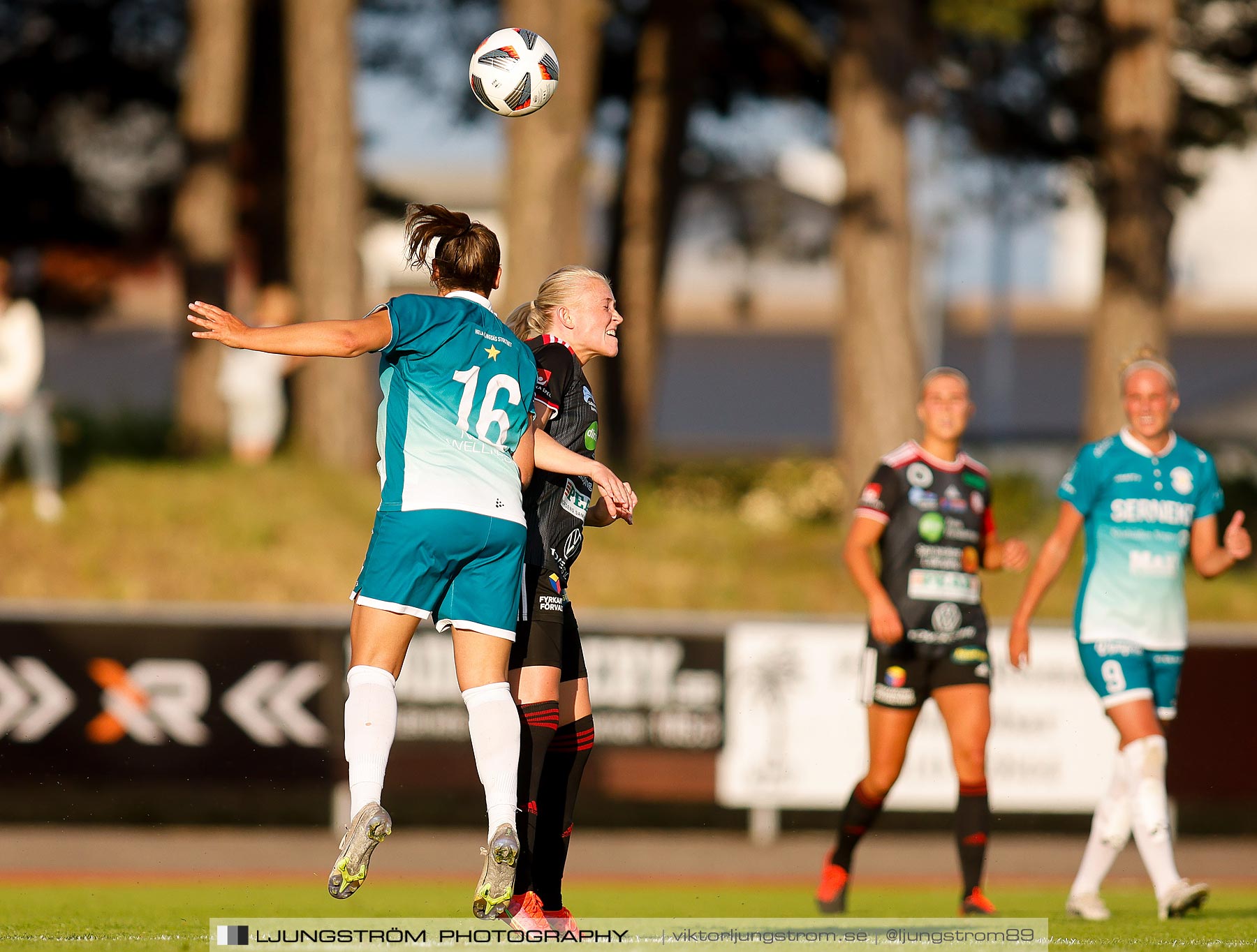 Lidköpings FK-Alingsås FC United 2-1,dam,Framnäs IP,Lidköping,Sverige,Fotboll,,2021,262128