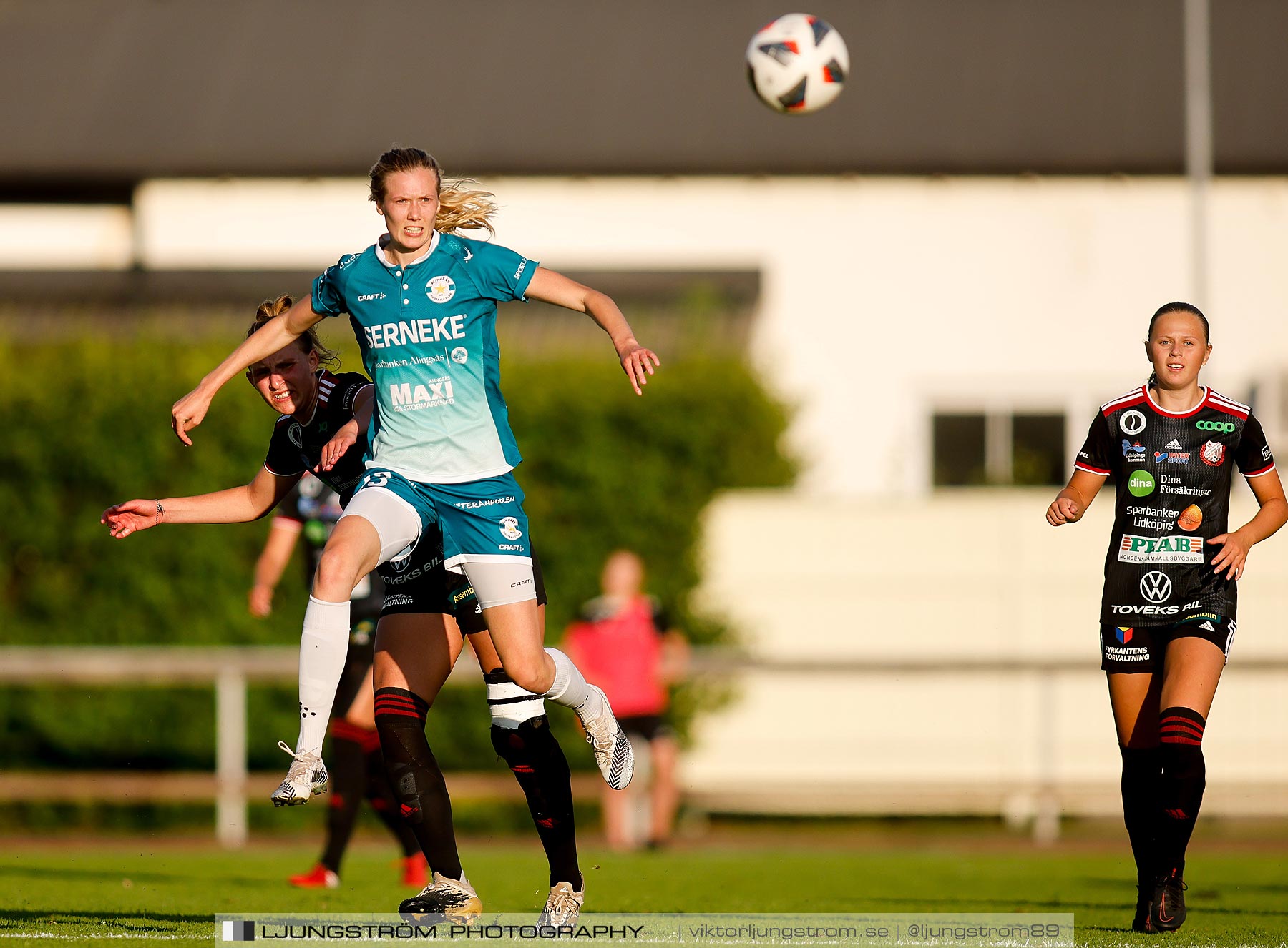 Lidköpings FK-Alingsås FC United 2-1,dam,Framnäs IP,Lidköping,Sverige,Fotboll,,2021,262136