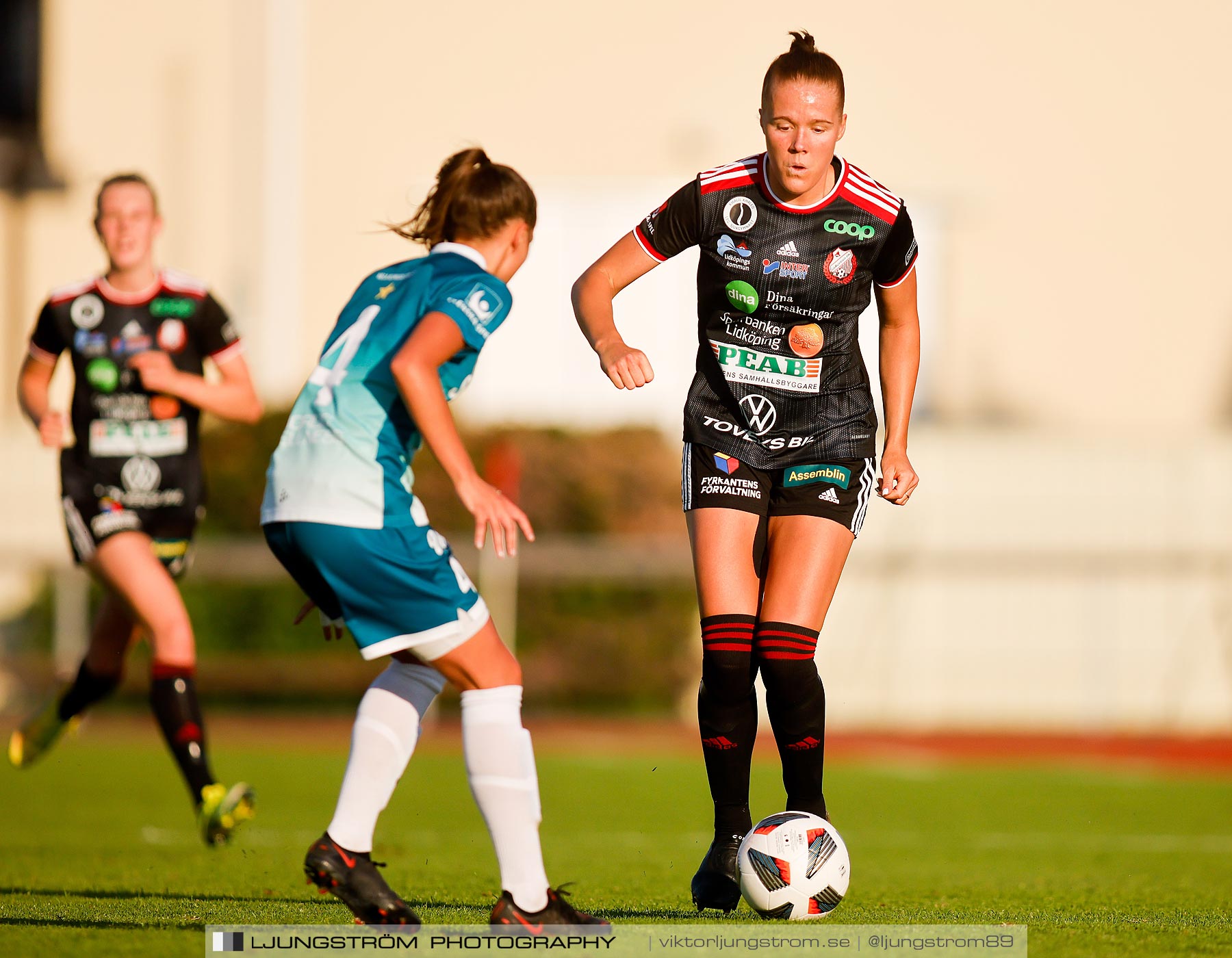 Lidköpings FK-Alingsås FC United 2-1,dam,Framnäs IP,Lidköping,Sverige,Fotboll,,2021,262144