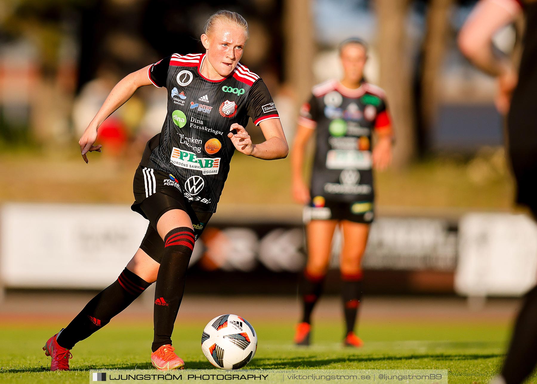 Lidköpings FK-Alingsås FC United 2-1,dam,Framnäs IP,Lidköping,Sverige,Fotboll,,2021,262149