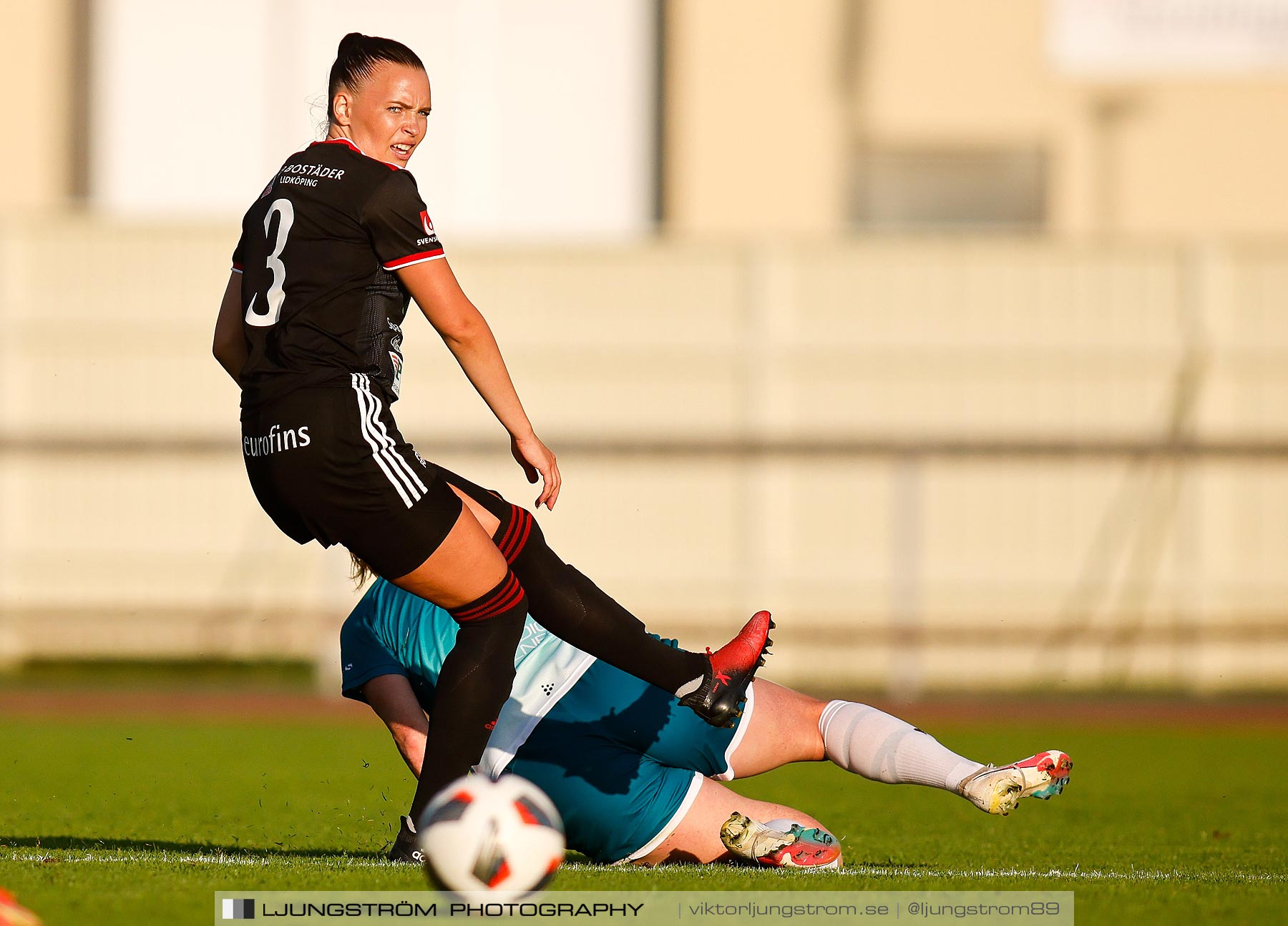 Lidköpings FK-Alingsås FC United 2-1,dam,Framnäs IP,Lidköping,Sverige,Fotboll,,2021,262152