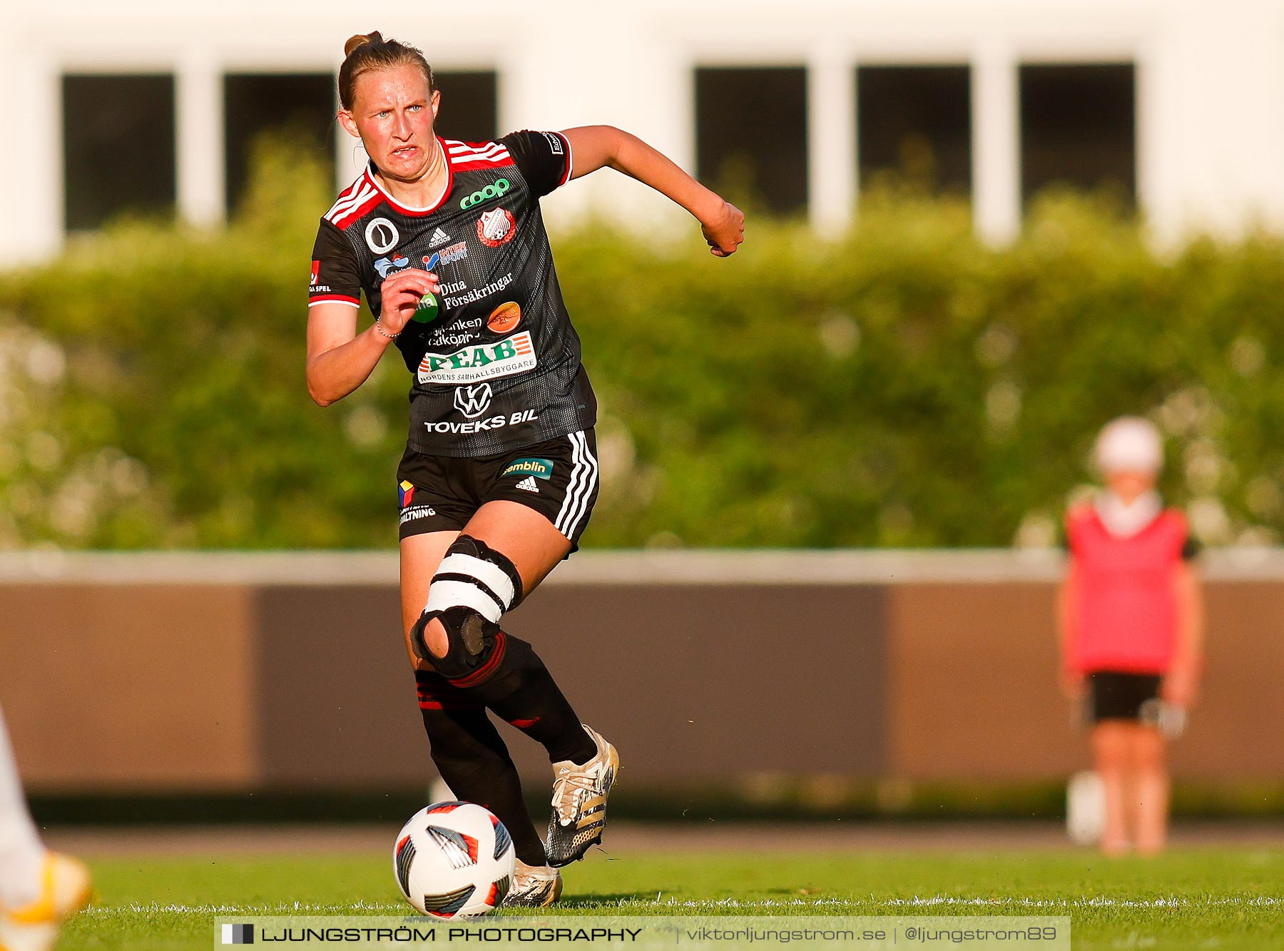 Lidköpings FK-Alingsås FC United 2-1,dam,Framnäs IP,Lidköping,Sverige,Fotboll,,2021,262156