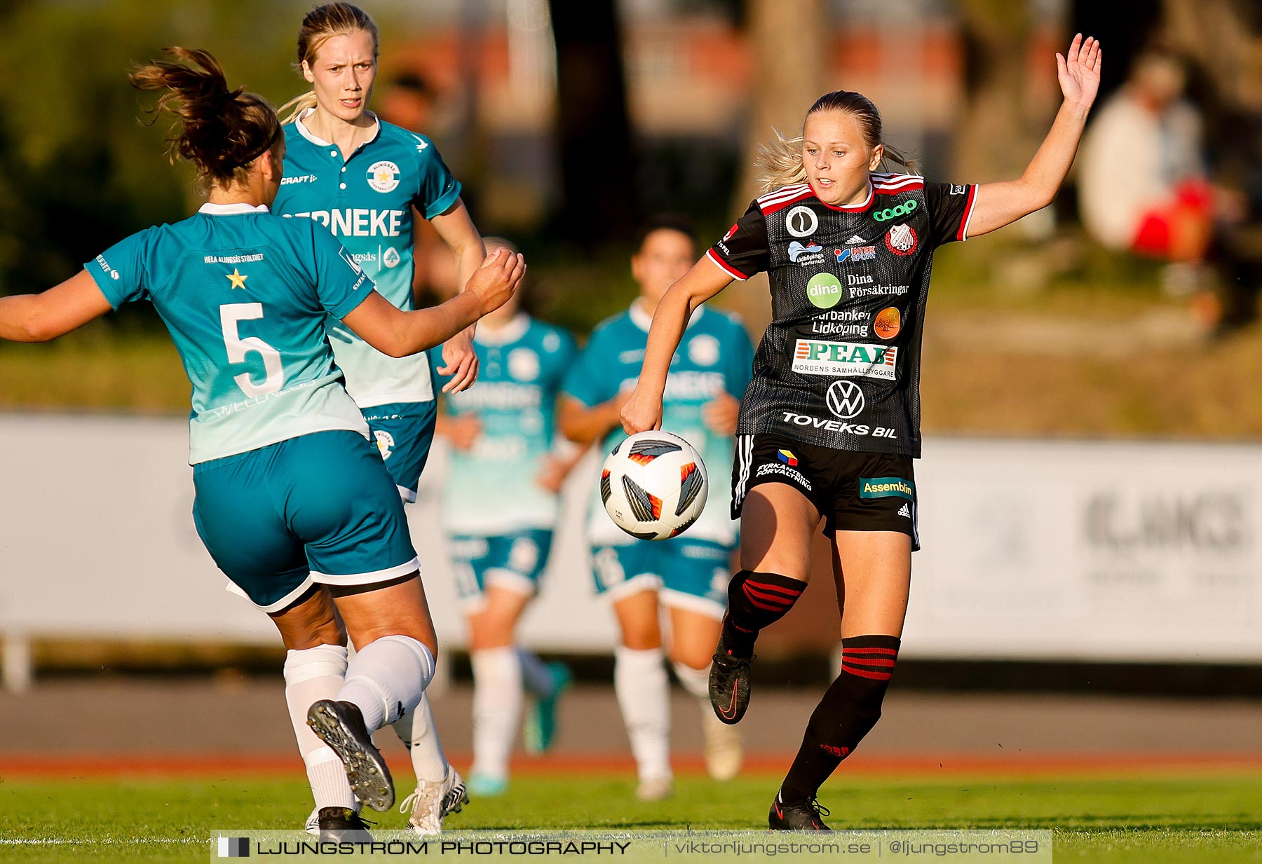 Lidköpings FK-Alingsås FC United 2-1,dam,Framnäs IP,Lidköping,Sverige,Fotboll,,2021,262193