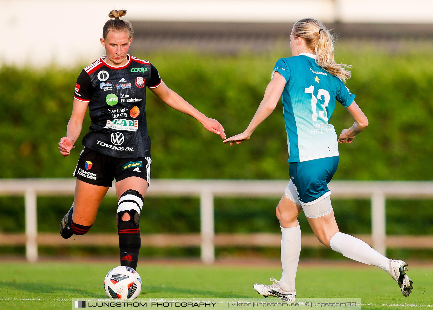 Lidköpings FK-Alingsås FC United 2-1,dam,Framnäs IP,Lidköping,Sverige,Fotboll,,2021,262219