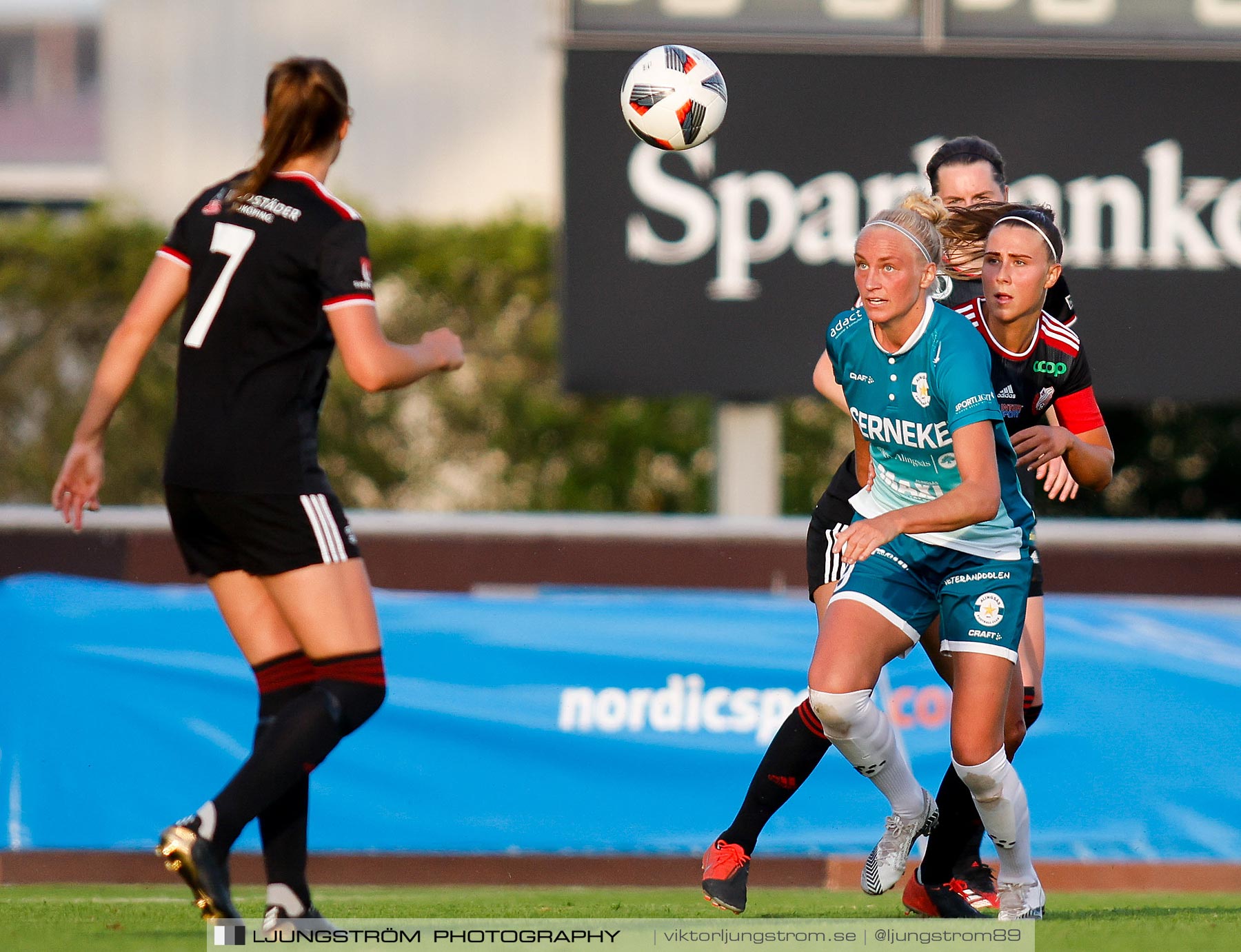 Lidköpings FK-Alingsås FC United 2-1,dam,Framnäs IP,Lidköping,Sverige,Fotboll,,2021,262220